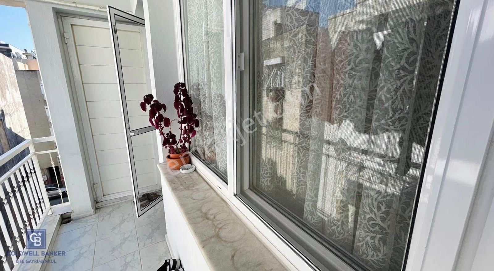 Karşıyaka Nergiz Goncalar'da Satılık 2+1 Ferah Daire - Görsel 11