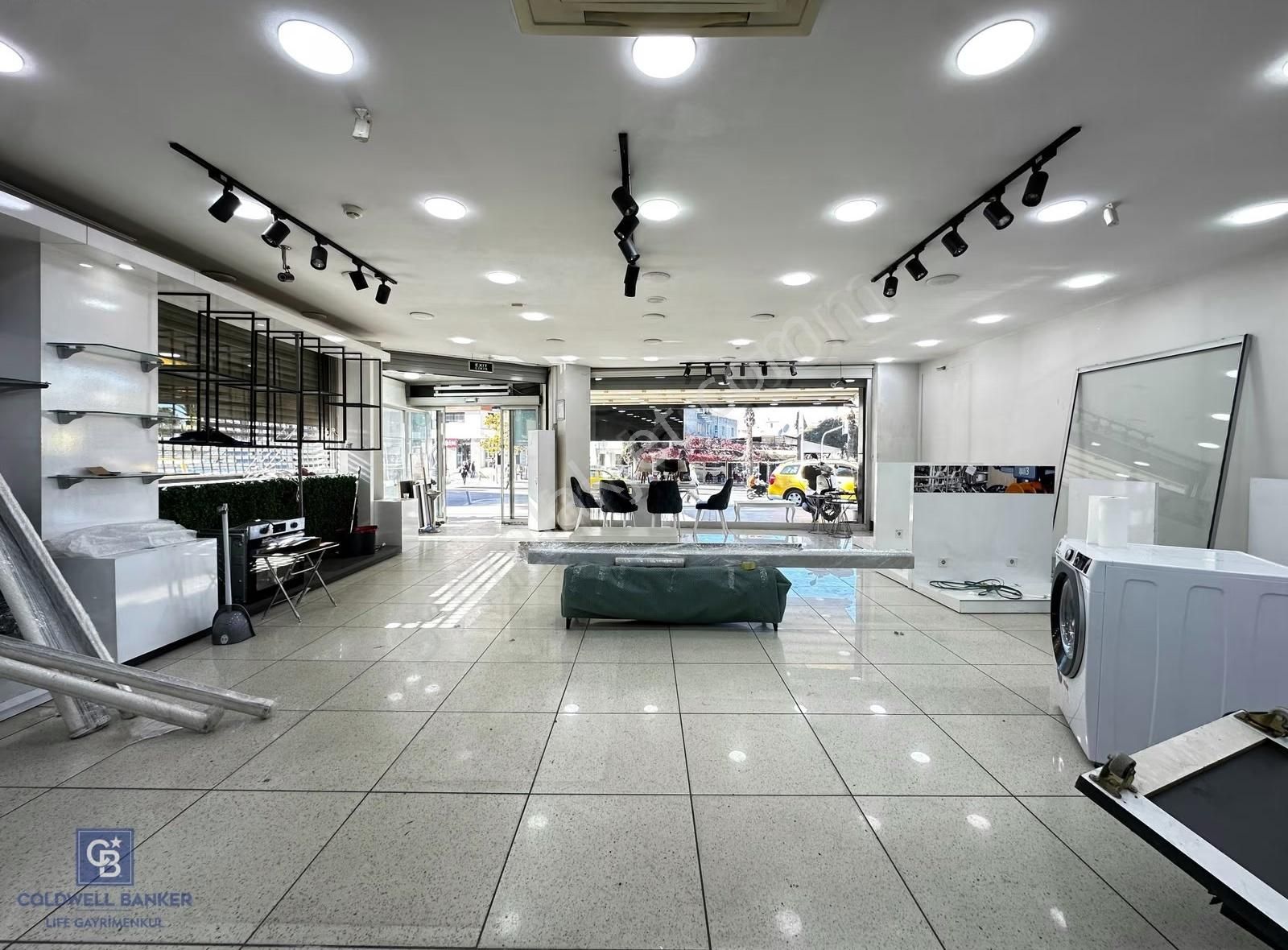 İzmir Konak'ta 7 Katlı Kiralık Dükkan / Mağaza - Görsel 10