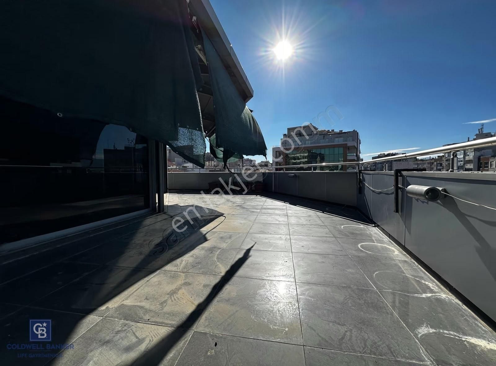 İzmir Konak'ta 7 Katlı Kiralık Dükkan / Mağaza - Görsel 11