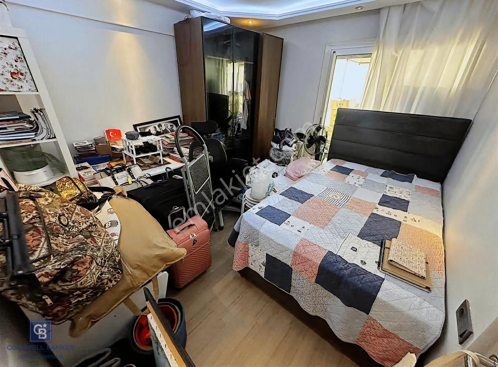 Karşıyaka Atakent'te 2. Kat Tadilatlı 3+1 Satılık Daire - Görsel 23