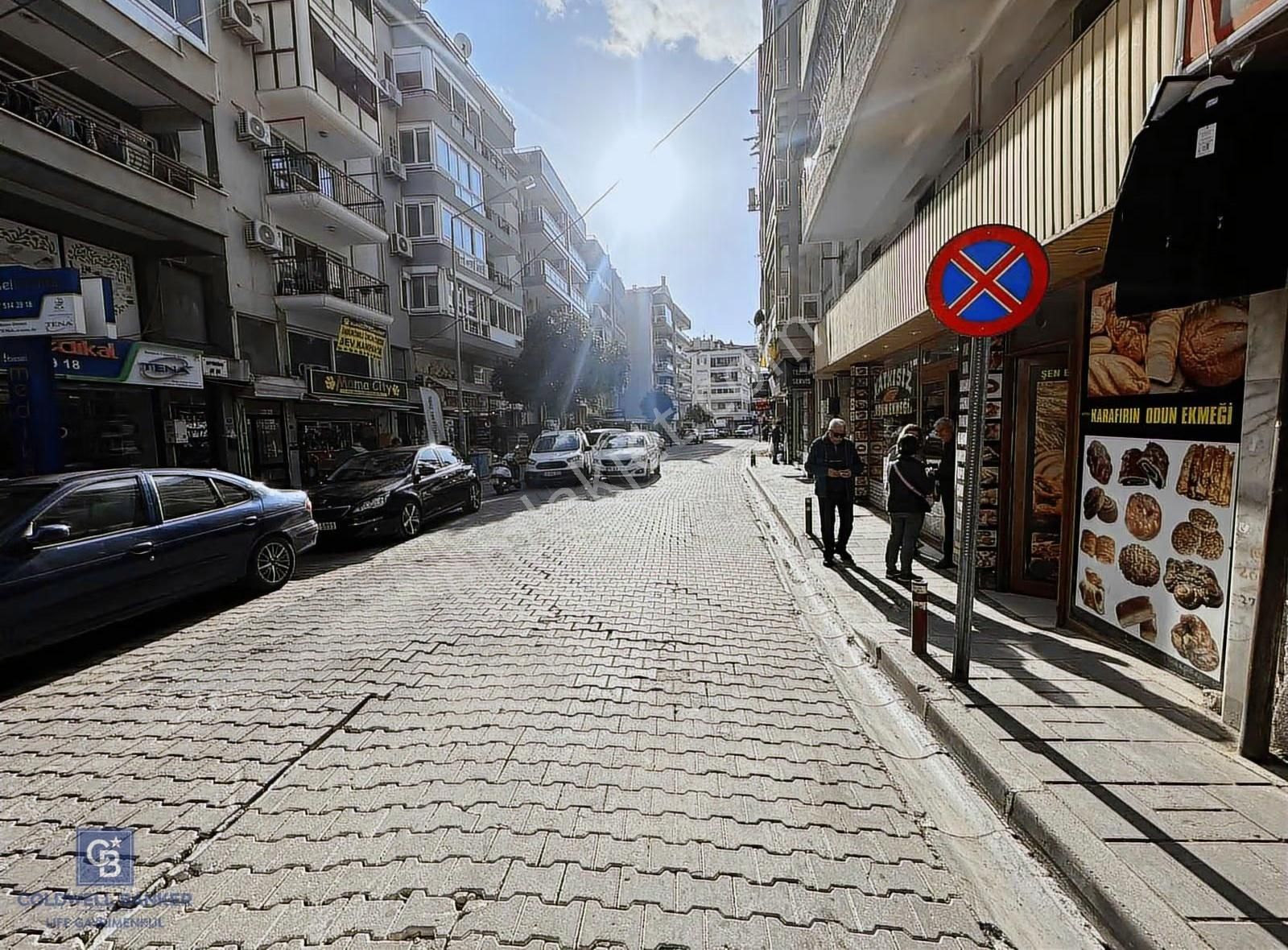 Karşıyaka Atakent'te 2. Kat Tadilatlı 3+1 Satılık Daire - Görsel 24