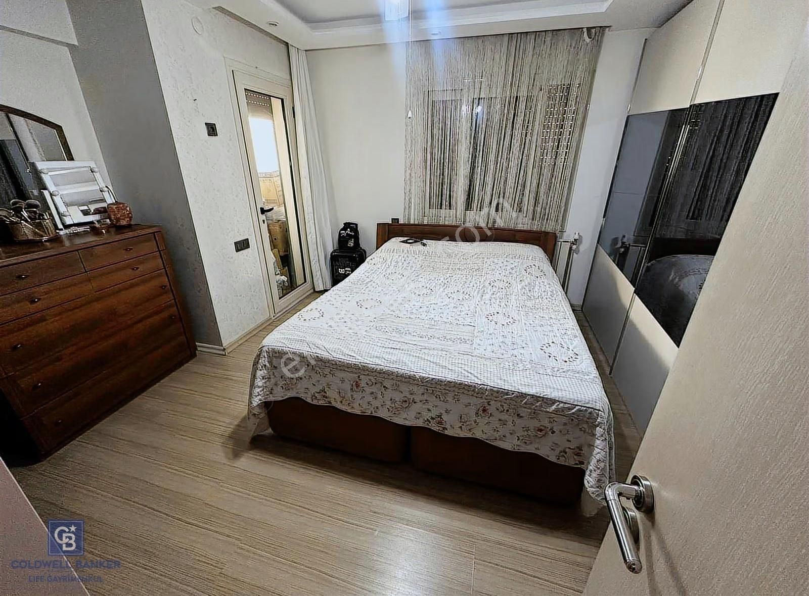 Karşıyaka Atakent'te 2. Kat Tadilatlı 3+1 Satılık Daire - Görsel 20