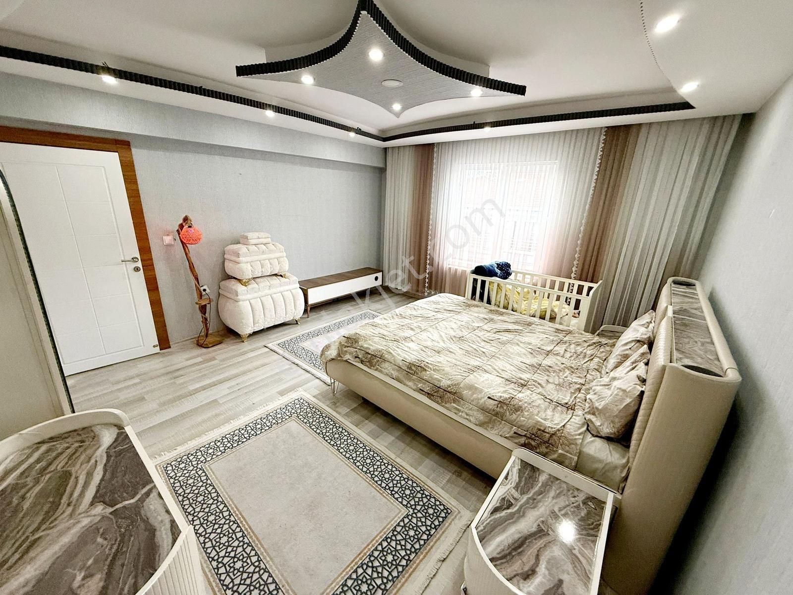 Yükseltepe Mah 6+2 Giyinme Odalı Full Yapılı Asansörlü Dubleks - Görsel 24