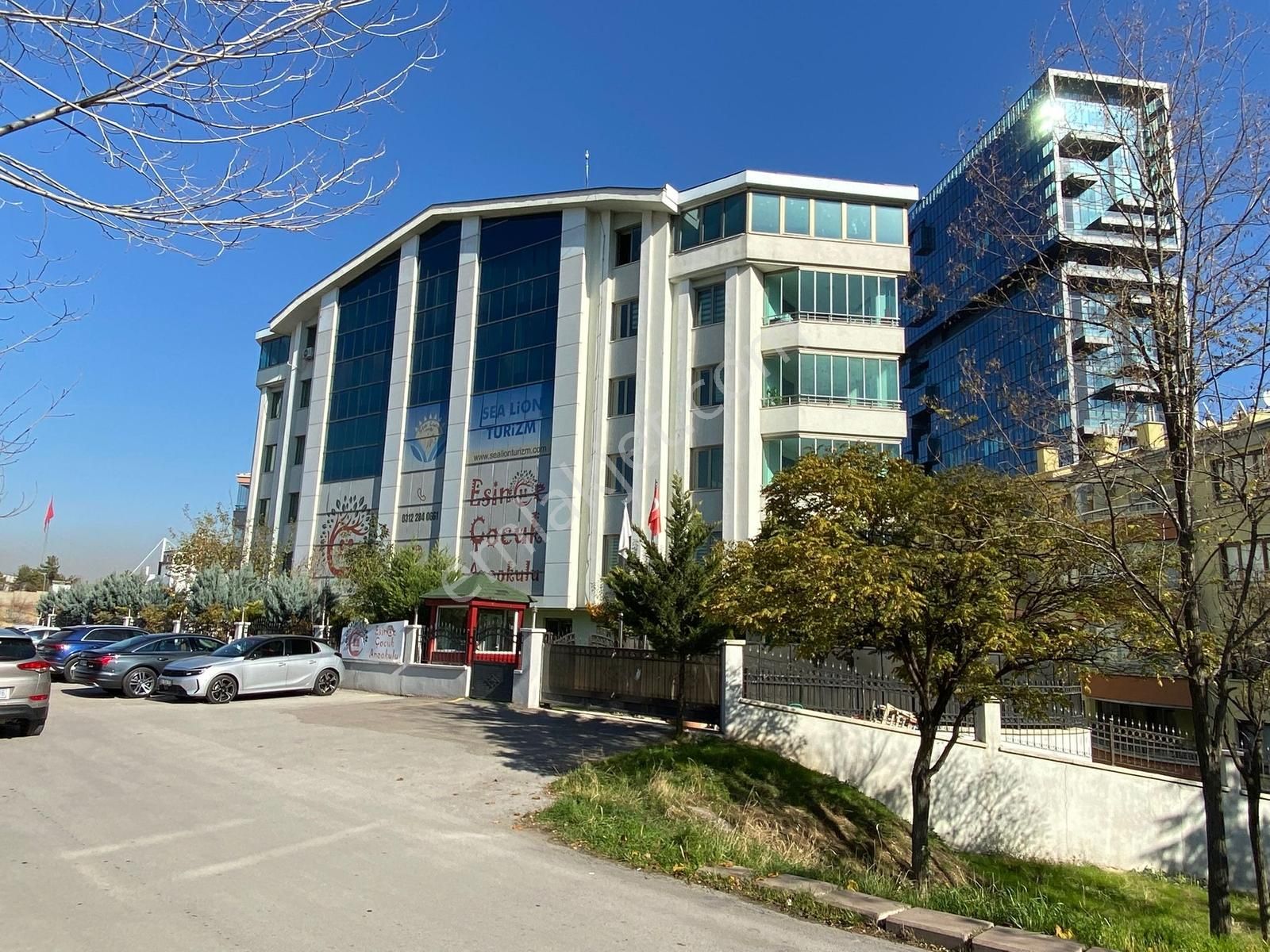 Karaca Plazada Yapılı Geniş Ferah 3+1 Kiralık Ofis - Görsel 4