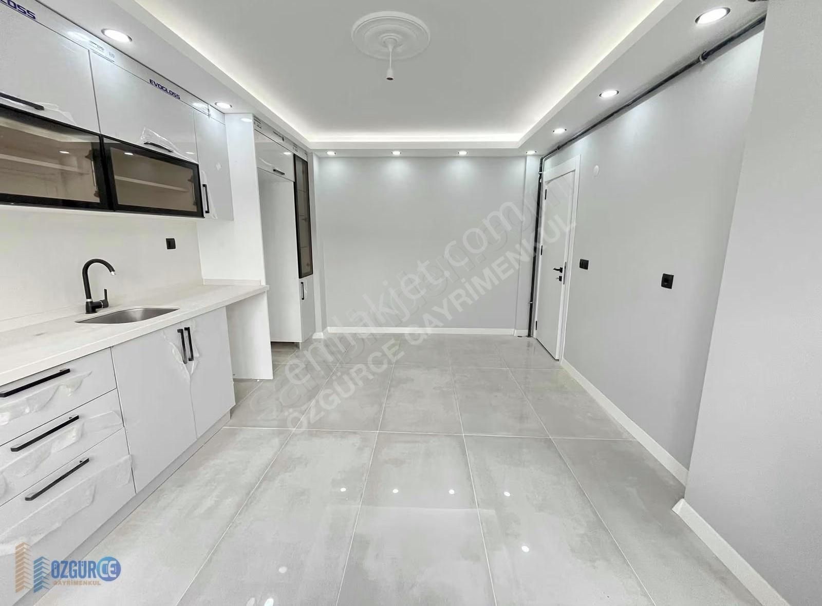 Bayramoğlu Mh Ebeveyn Banyolu Asansörlü 4+1 Lüks Dubleks Daire - Görsel 13