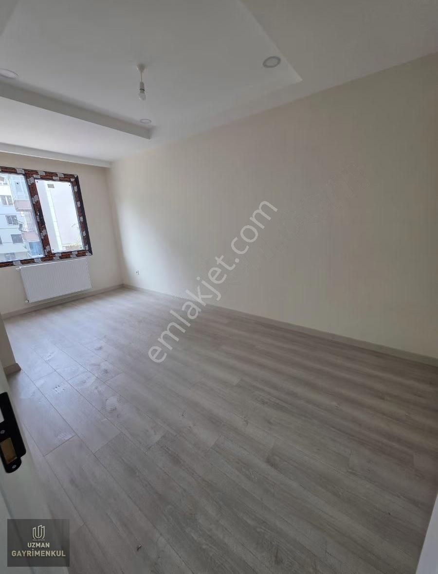 Avcılar Denizköşkler Mh. Sıfır Bina K.otoparklı Arakat 2+1 Daire - Görsel 2