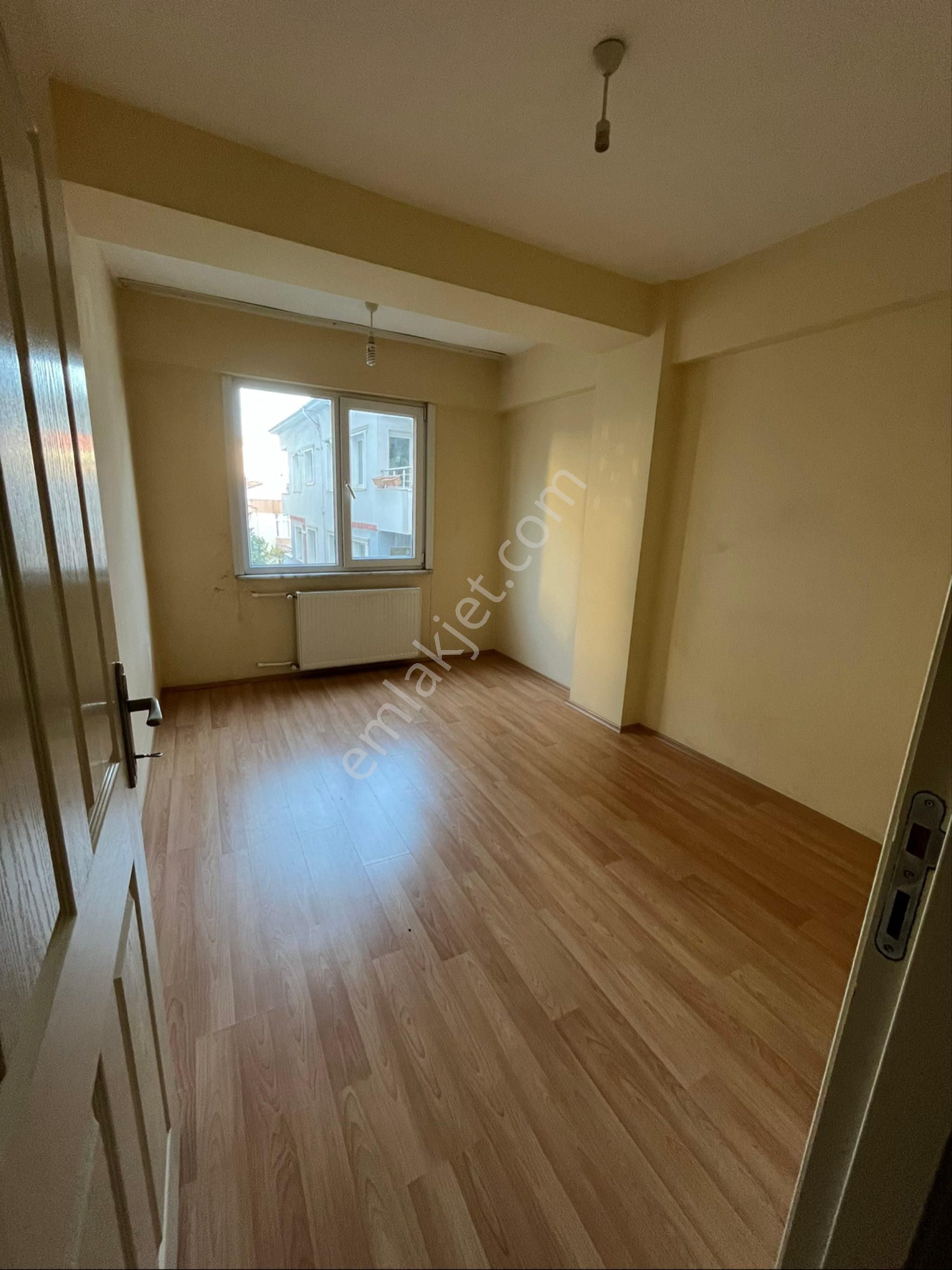 Ümraniye Çamlık İkbal Caddesi 1 Kat 2+1 Kiralik Daire Ev - Görsel 4