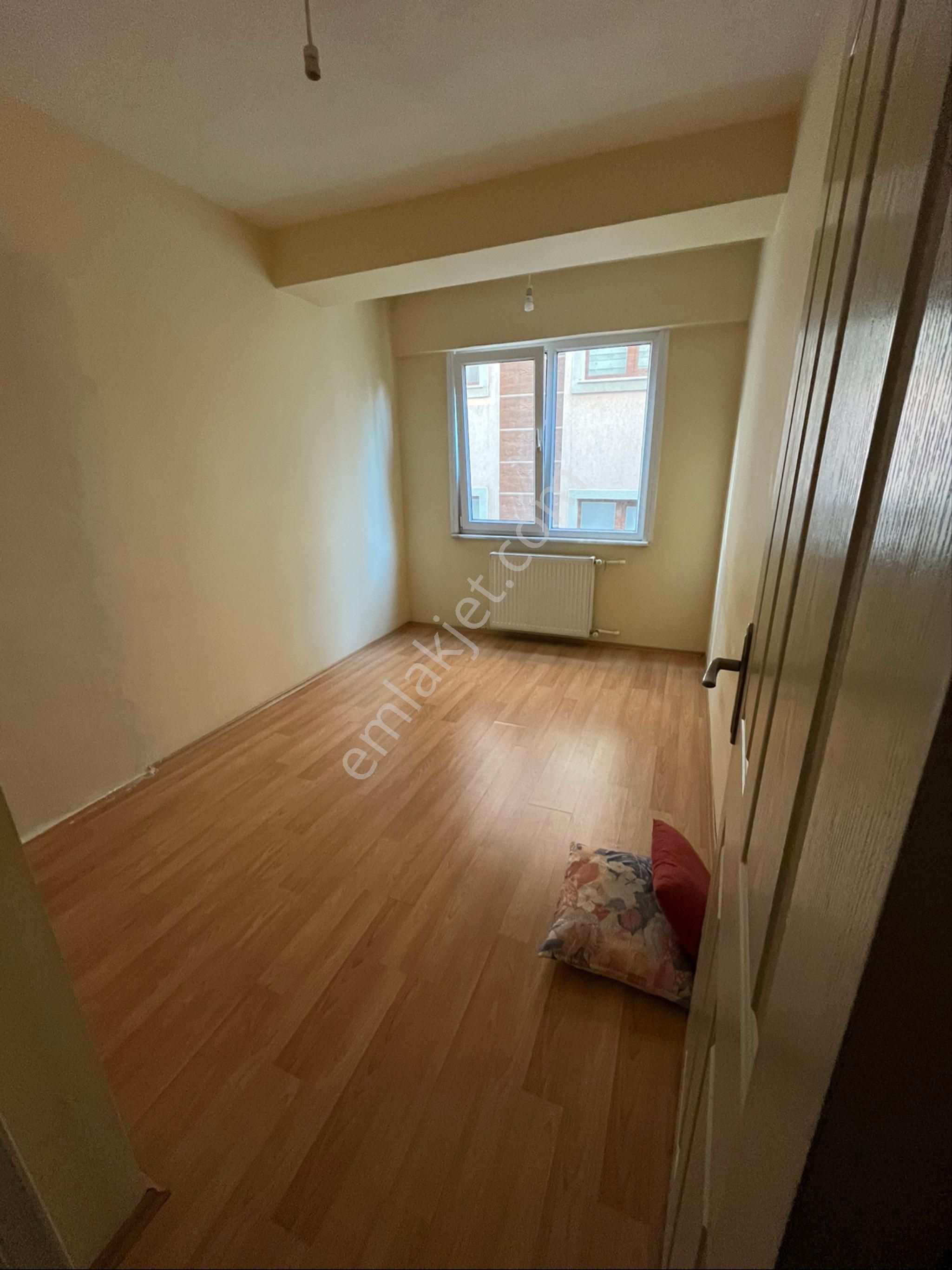 Ümraniye Çamlık İkbal Caddesi 1 Kat 2+1 Kiralik Daire Ev - Görsel 2
