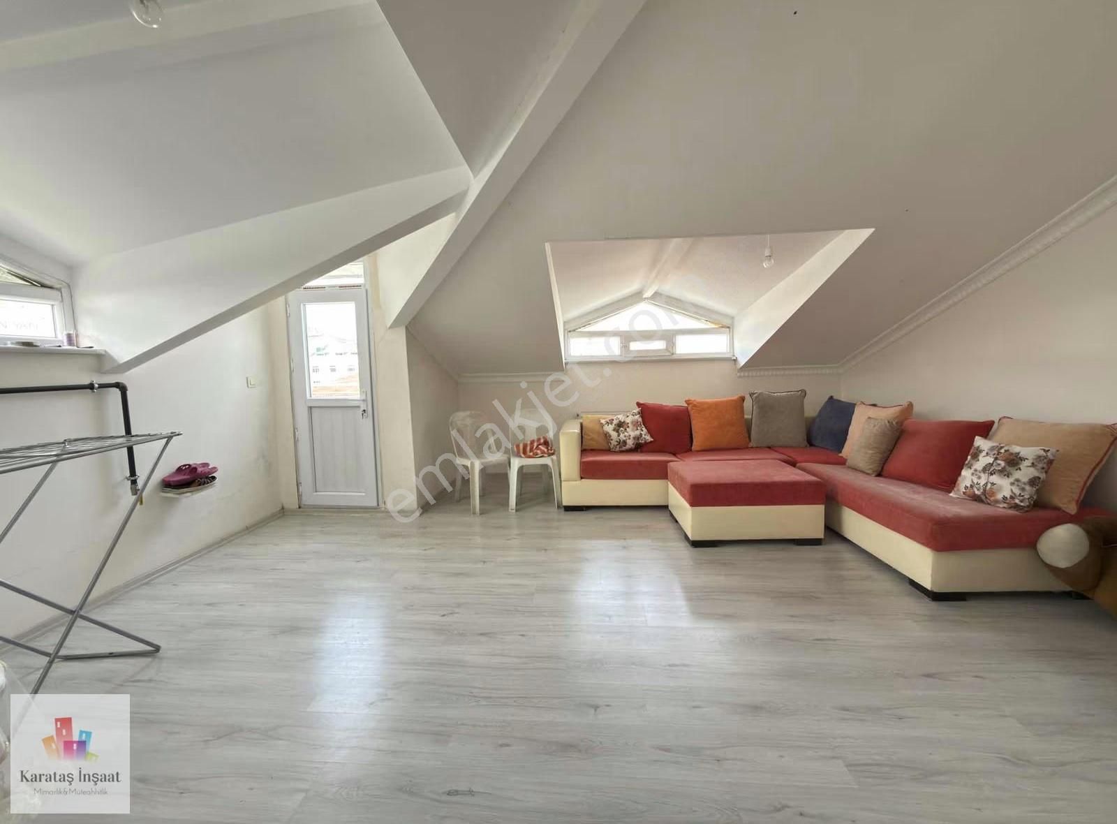 Karataş'tan Makbul Yanı Meydanda Geniş Ferah 4+2 Dubleks Daire - Görsel 15