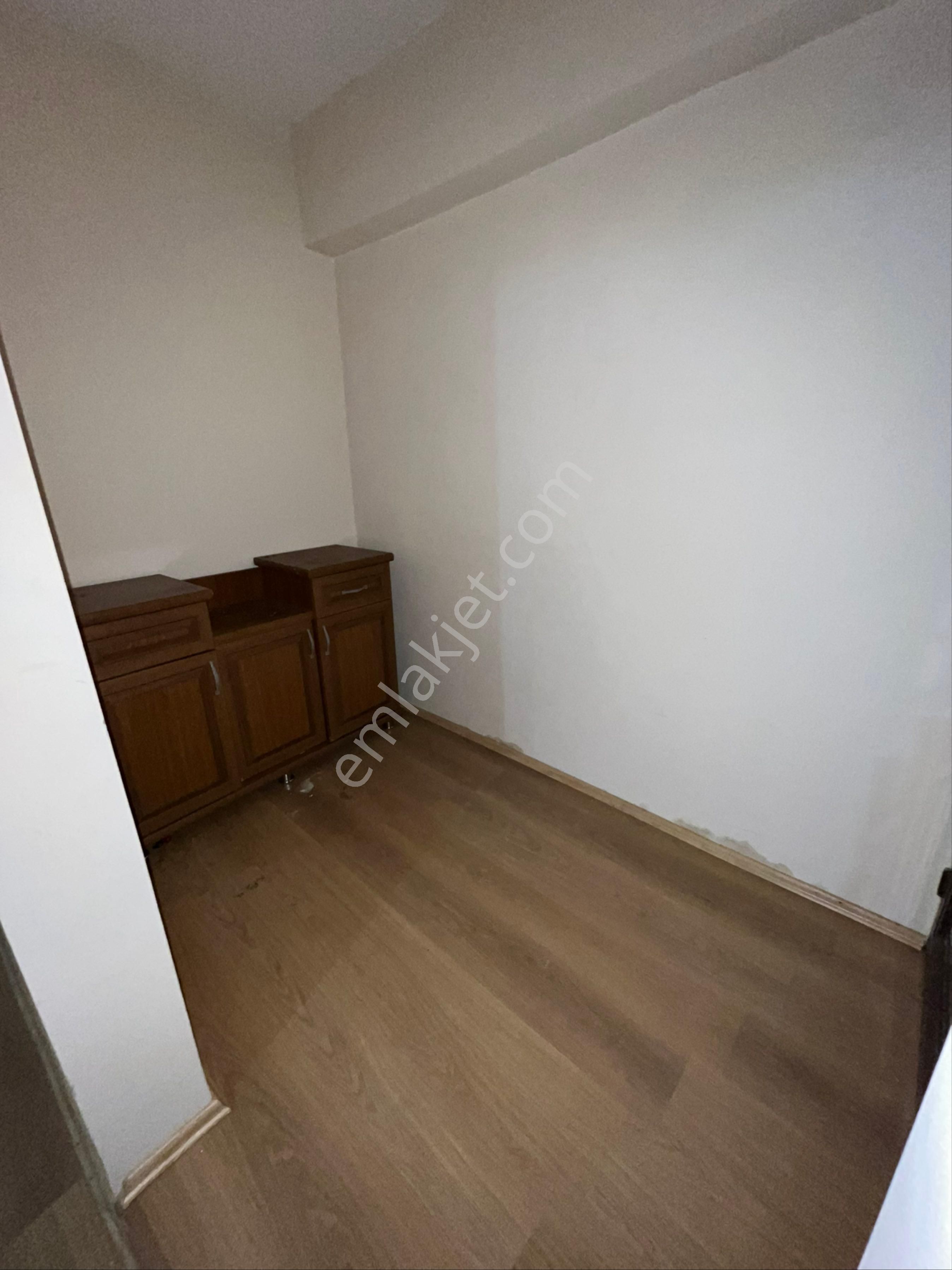 Ümraniye Çamlik İkbal Caddesi 3+1 Kiralik Daire Ev - Görsel 3