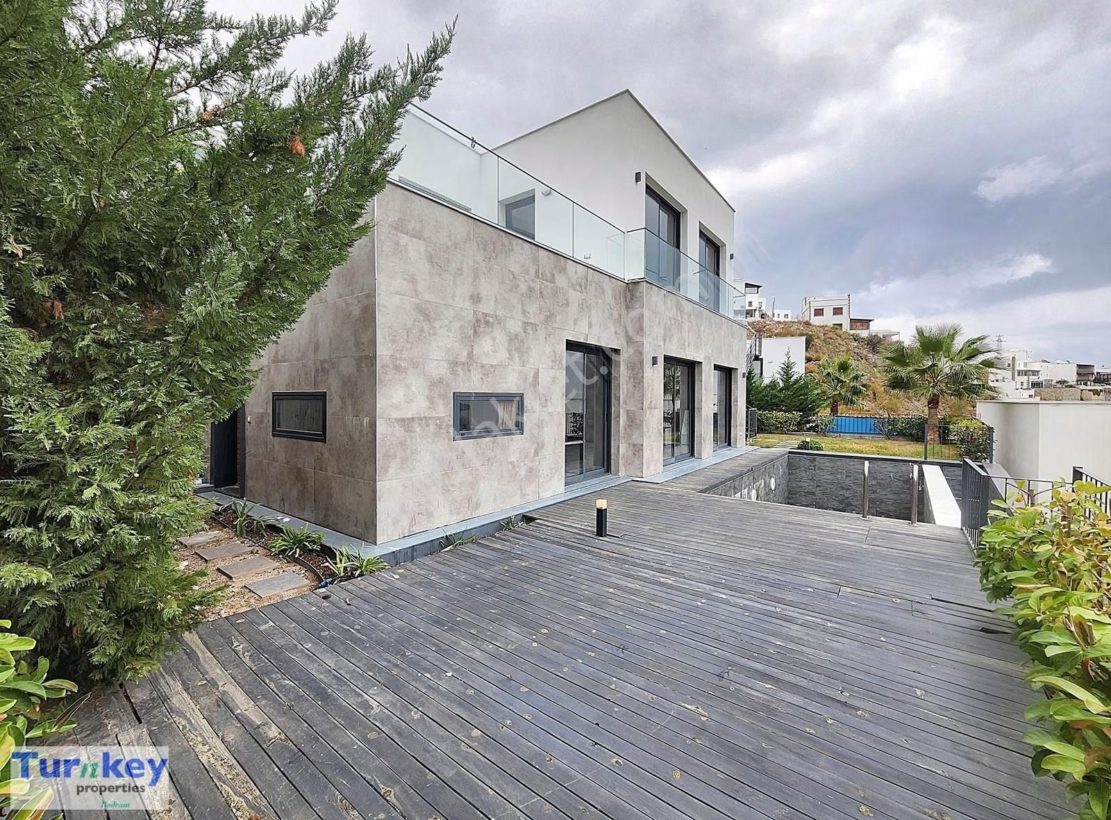 Deniz Manzaralı Özel Havuzlu 3 Odalı Satılık Villa - Görsel 5