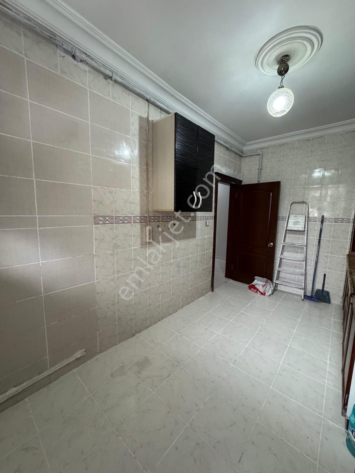 Ümraniye Tepeüstü Altinşehir Alemdagi Caddesi Merto Yurme Mesafesi 3+1 Kiralik Daire Ev - Görsel 11