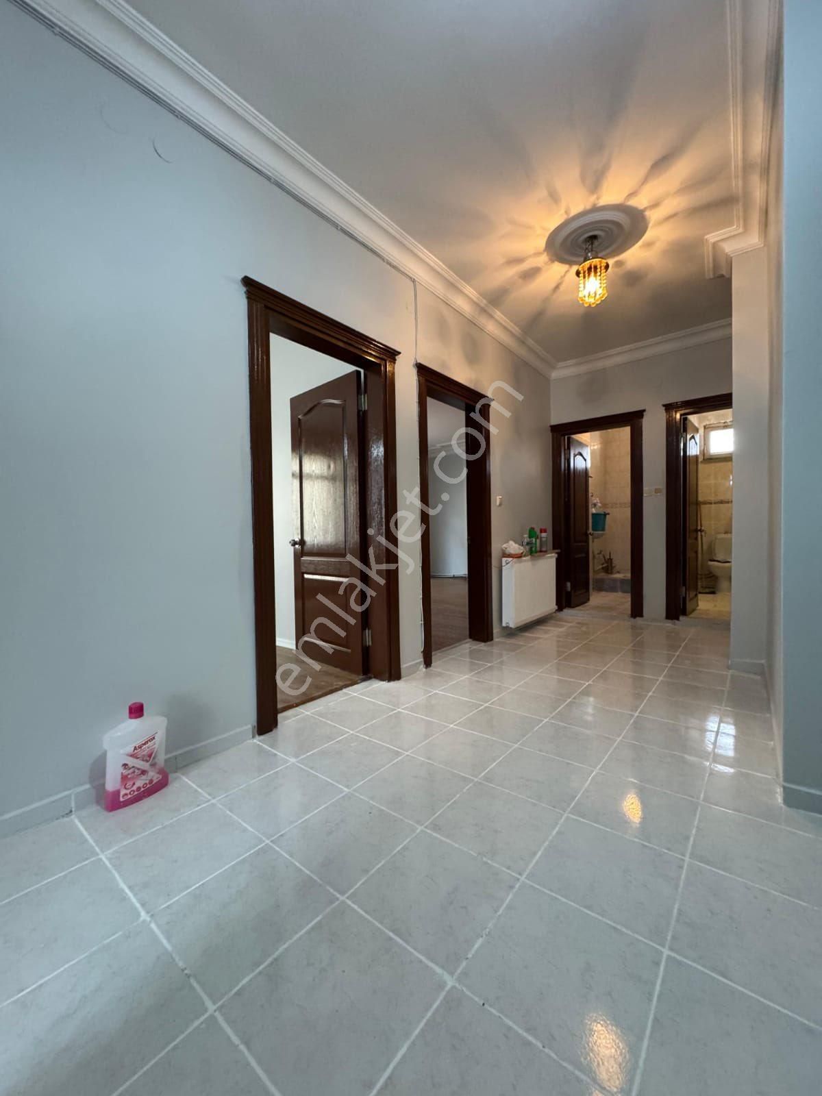 Ümraniye Tepeüstü Altinşehir Alemdagi Caddesi Merto Yurme Mesafesi 3+1 Kiralik Daire Ev - Görsel 12