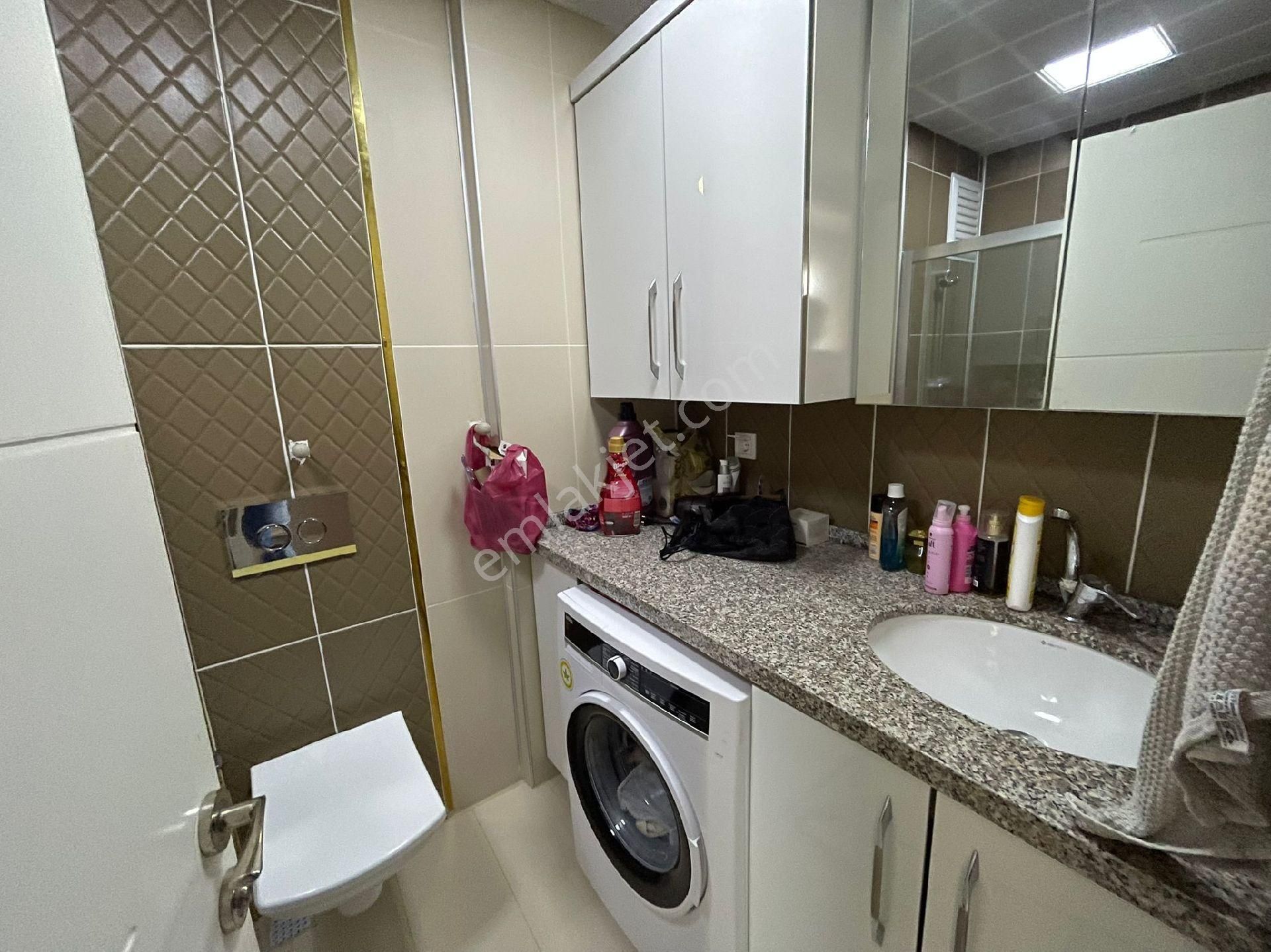 Güzelçamlıda Havuzlu Sitede Tek Müstakil 3+1 Bahçeli Villa - Görsel 29