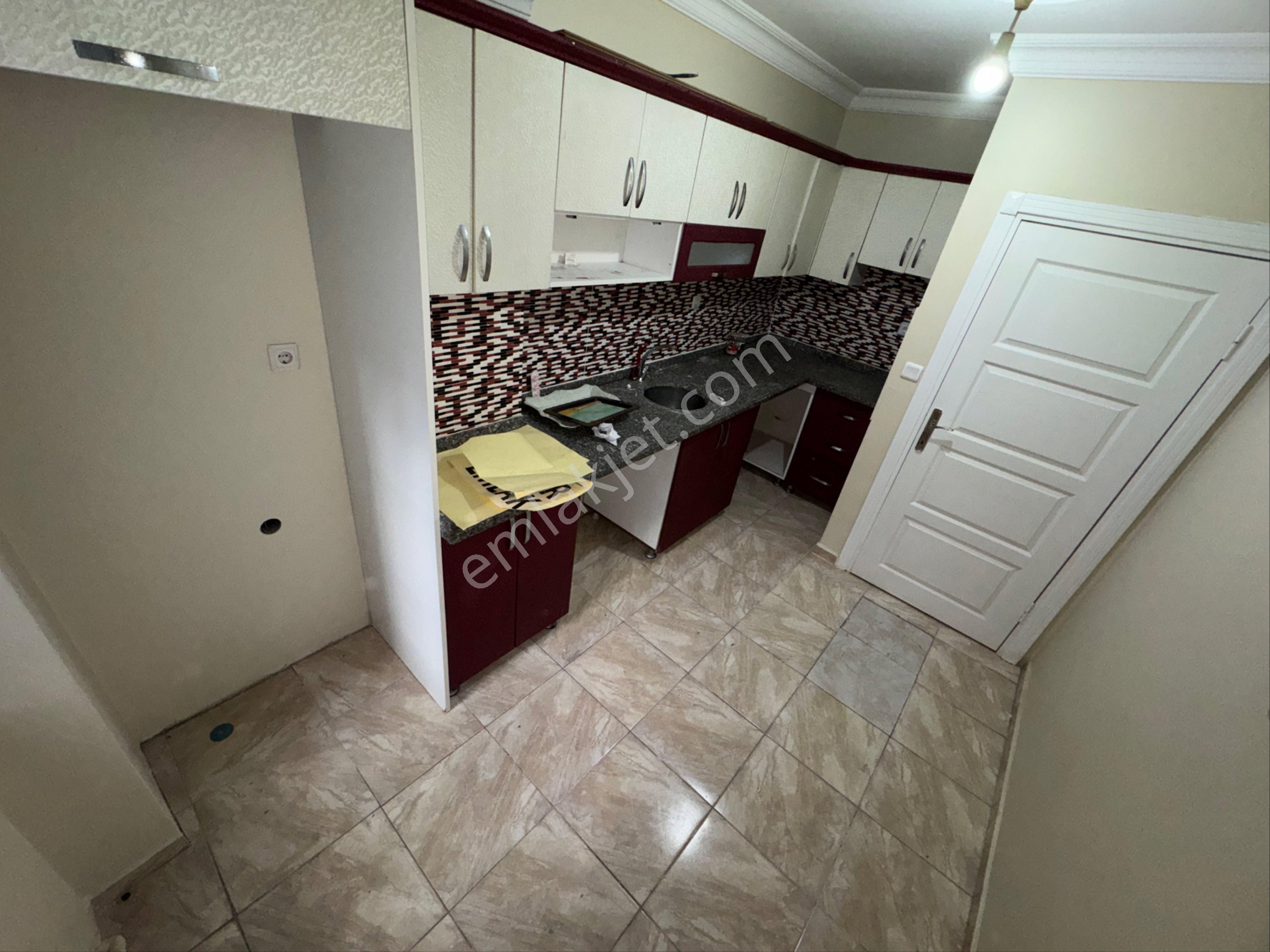 Zafer Yapıdan Satılık Yüksekgirişkat Daire 1+1 75m2 7-8 Yaş İstanbul Sultangazi Cebeci Mahde - Görsel 21