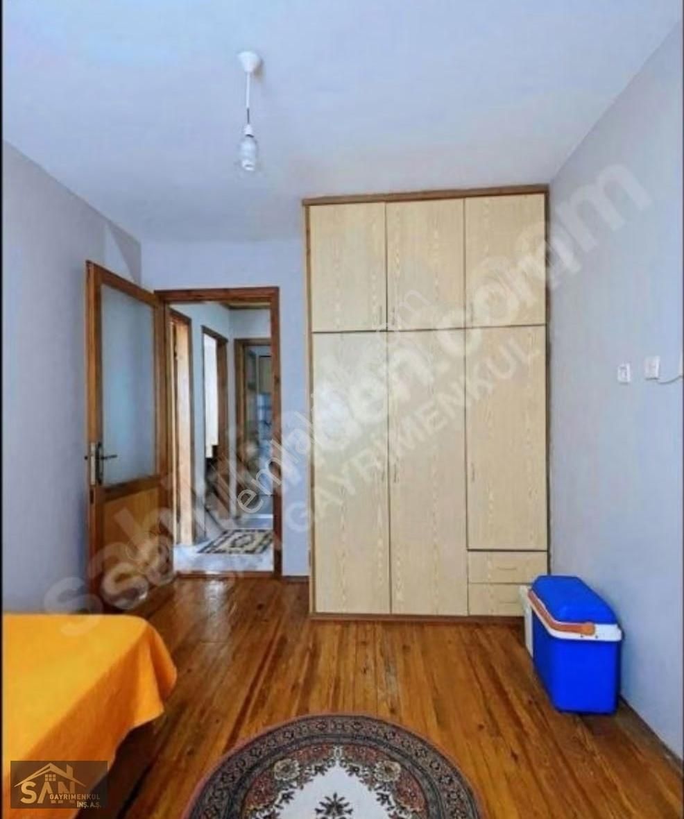 San Gayrimenkul'den Çeşmealtında Site İçinde 3+1 Eşyalı Villa - Görsel 11