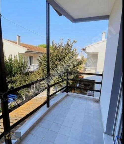 San Gayrimenkul'den Çeşmealtında Site İçinde 3+1 Eşyalı Villa - Görsel 10
