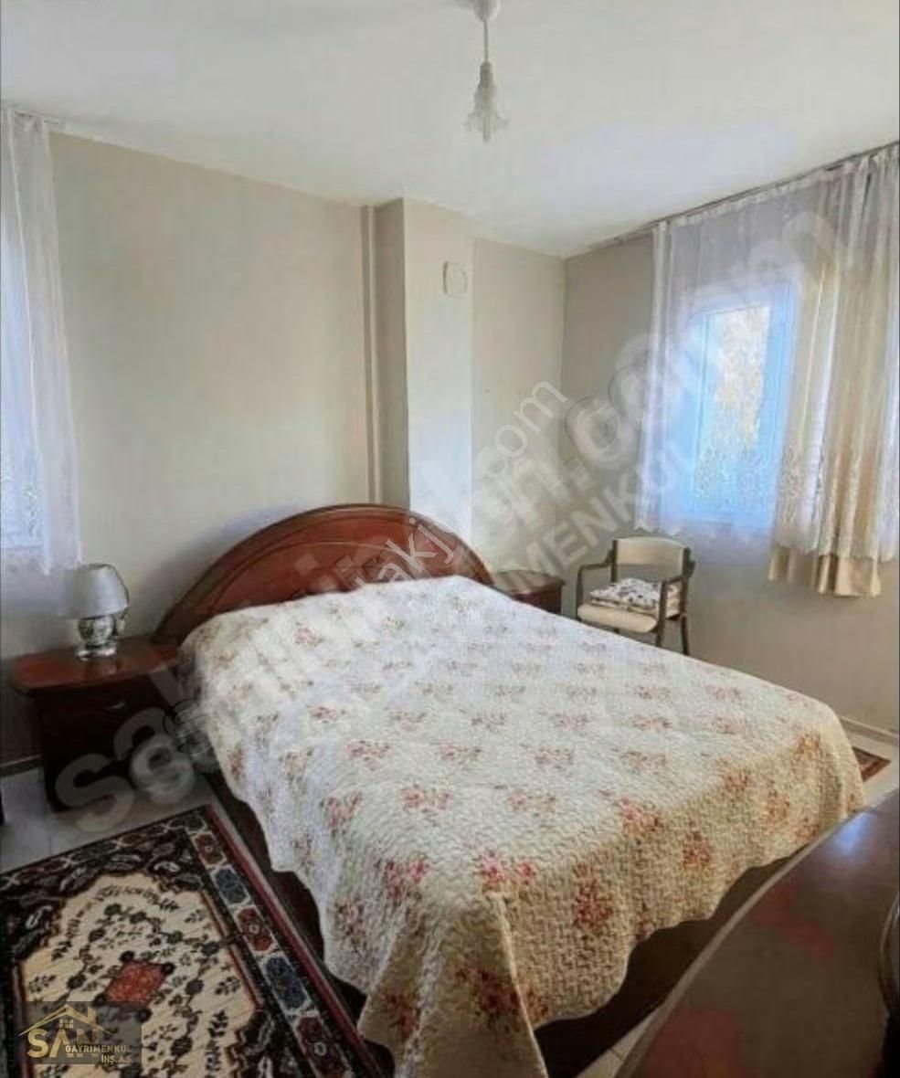 San Gayrimenkul'den Çeşmealtında Site İçinde 3+1 Eşyalı Villa - Görsel 15