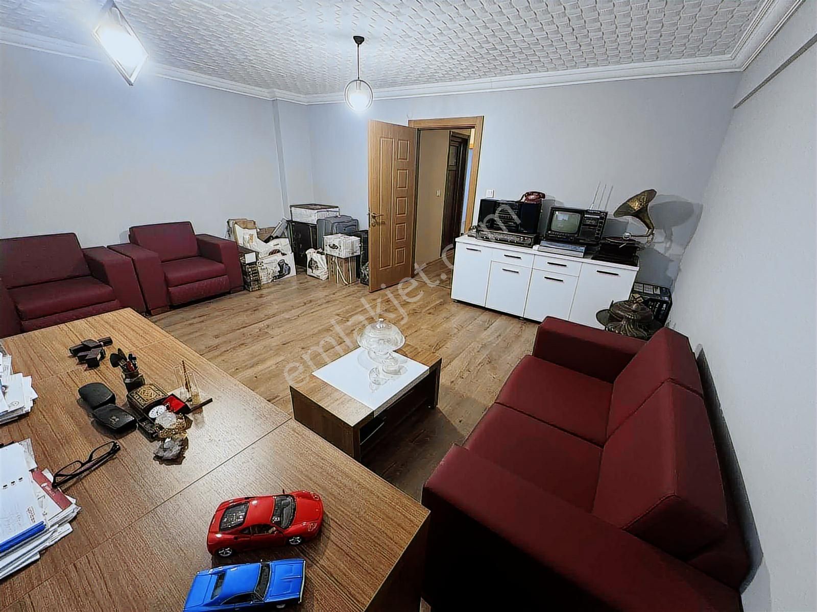 Çok Acele! Osmanbey Metroya Komşu Asansörlü 96m2 Ofis Daire - Görsel 23