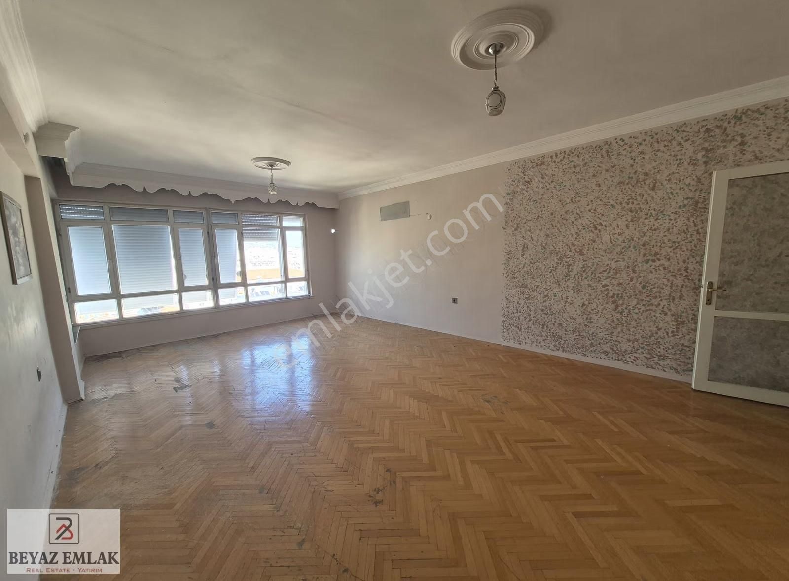 Memurevleri Mah. Katta Geniş 2+1 Asansörlü Daire - Görsel 14