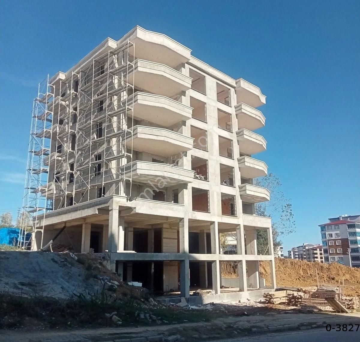 Arotis Emlak İlkadım Kışla Mah Sıfır 3+1 - Görsel 15