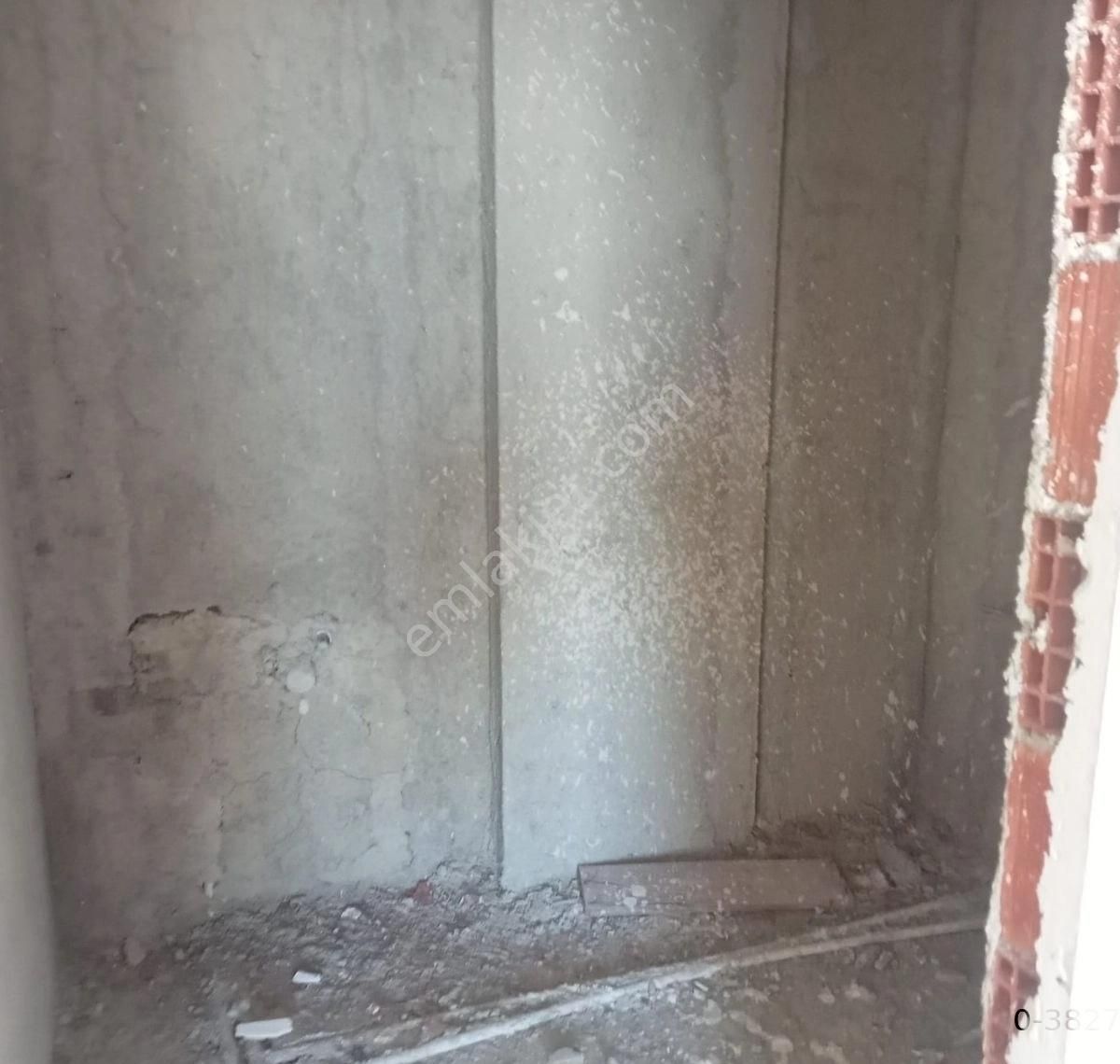 Arotis Emlak İlkadım Kışla Mah Sıfır 3+1 - Görsel 11