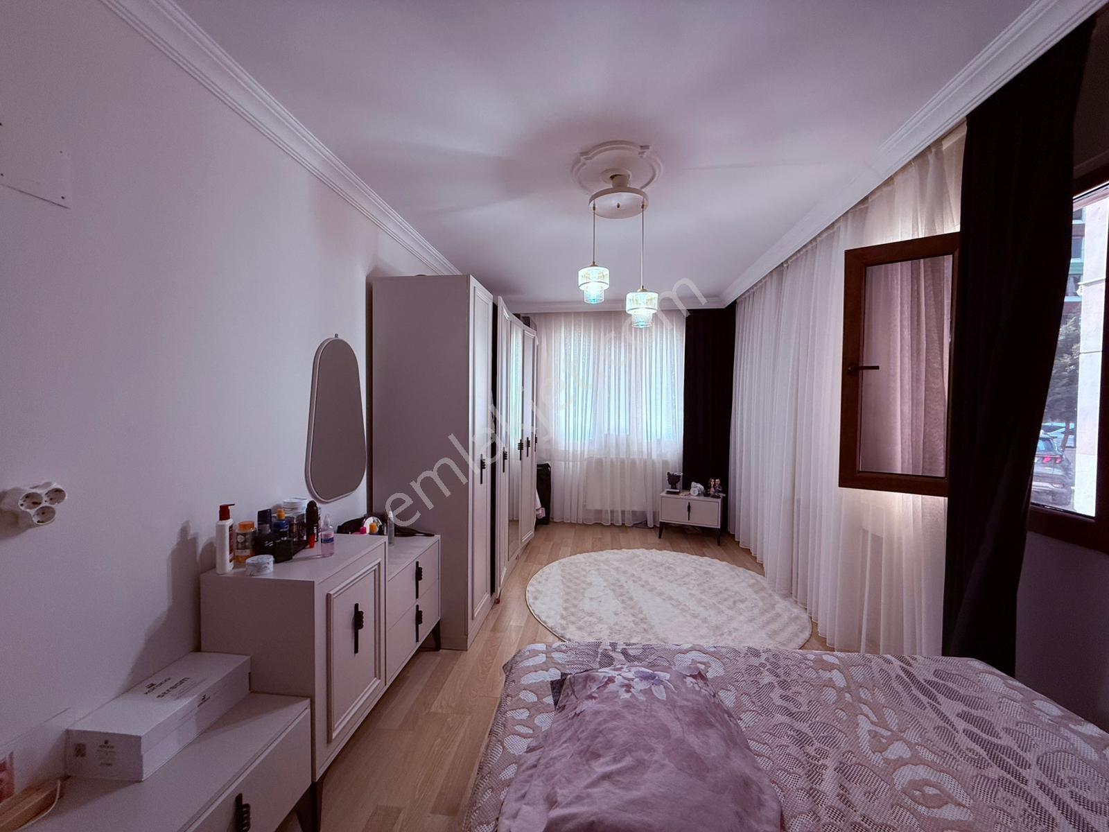 🏡cumhuriyet Mahallesi 🏡 3+1 140 M2 11 Katlının Yüksek Zemin Katı Kombi Dogalgazlı - Görsel 3