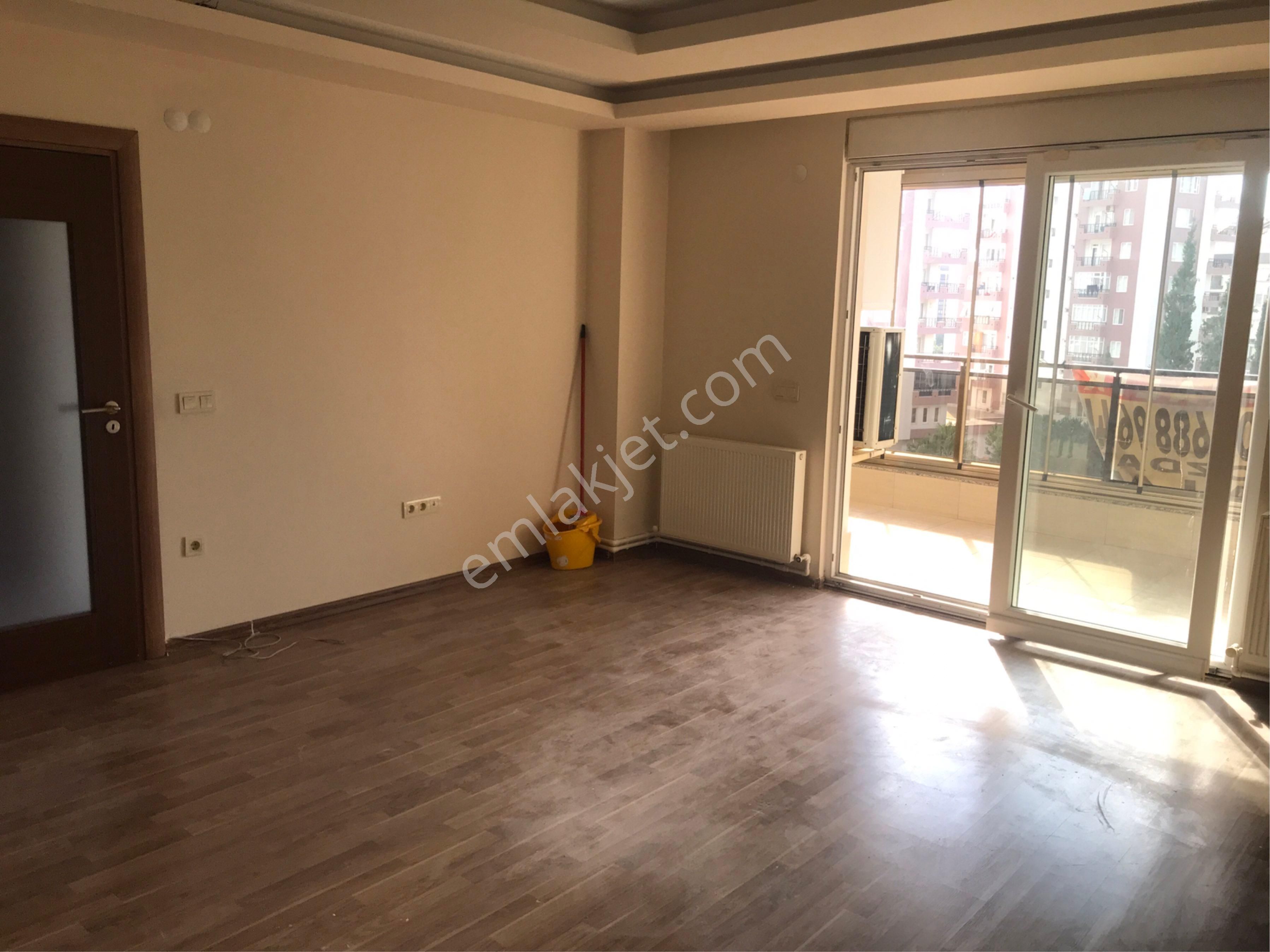 Antalya Konyaaltı Mollayusuf Mah Havuz Kapalı Otopark Doğalgaz Kılima 2+1 Ayrı Mutfak Kiralık - Görsel 11