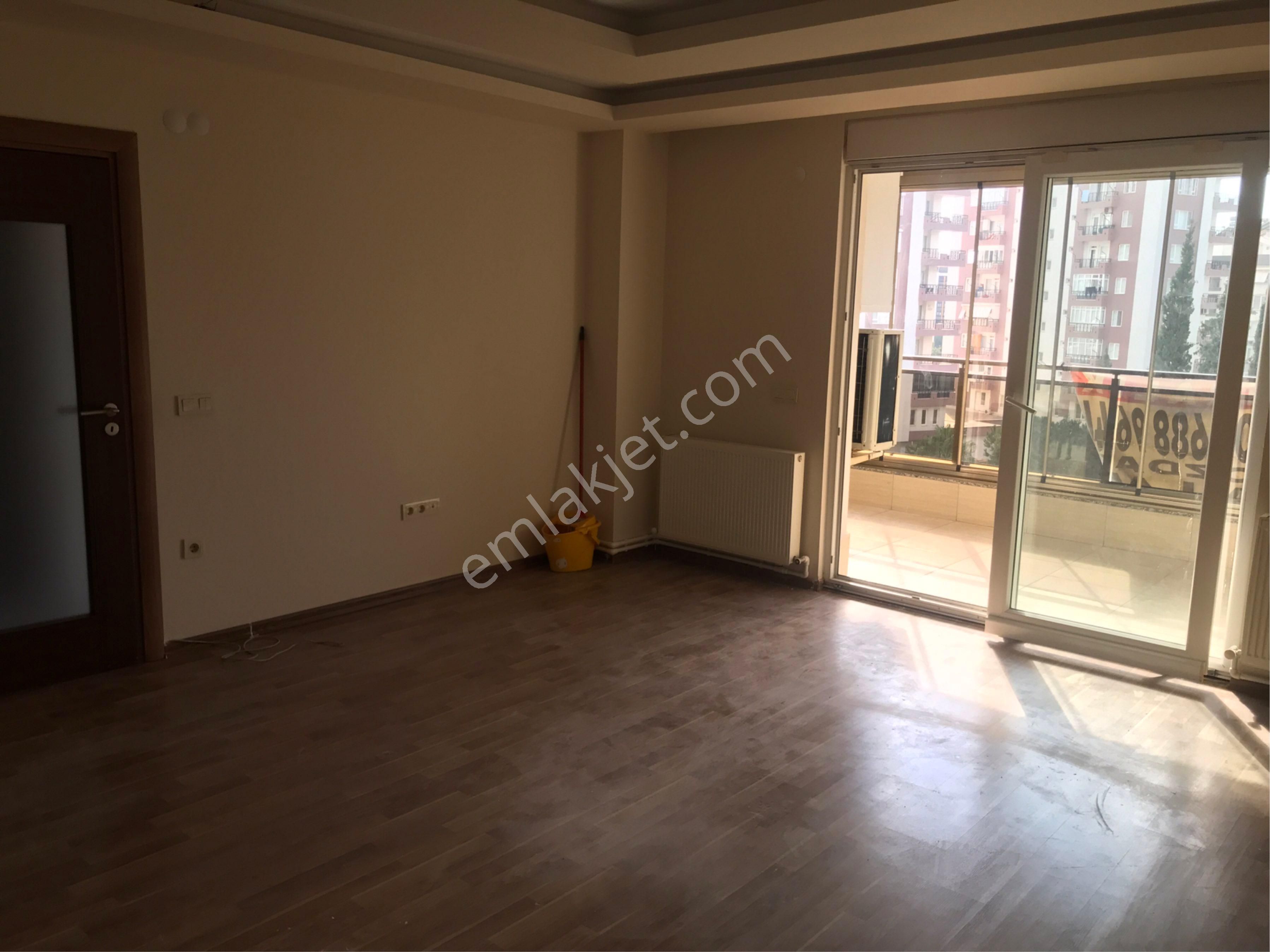 Antalya Konyaaltı Mollayusuf Mah Havuz Kapalı Otopark Doğalgaz Kılima 2+1 Ayrı Mutfak Kiralık - Görsel 12