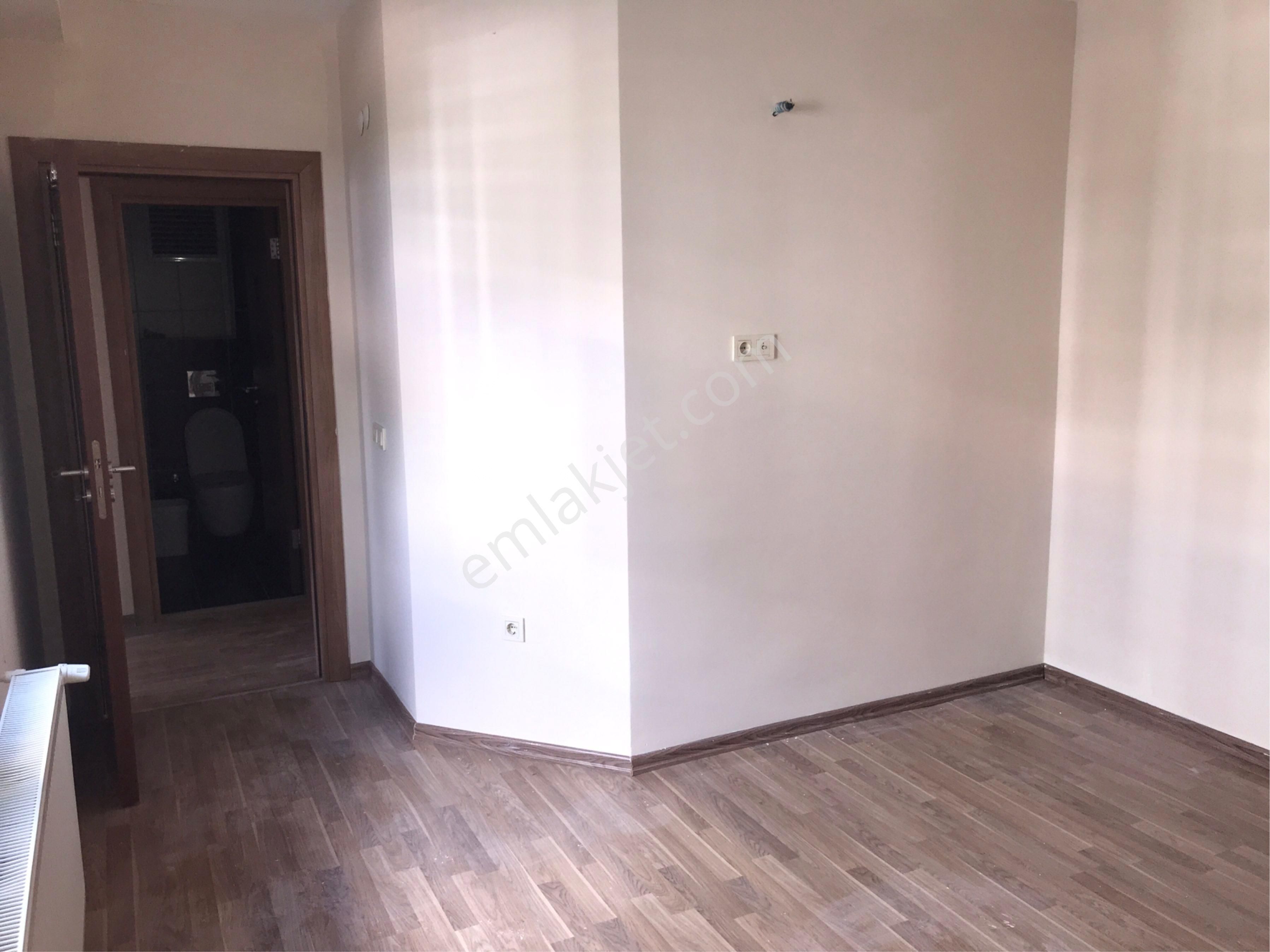 Antalya Konyaaltı Mollayusuf Mah Havuz Kapalı Otopark Doğalgaz Kılima 2+1 Ayrı Mutfak Kiralık - Görsel 32