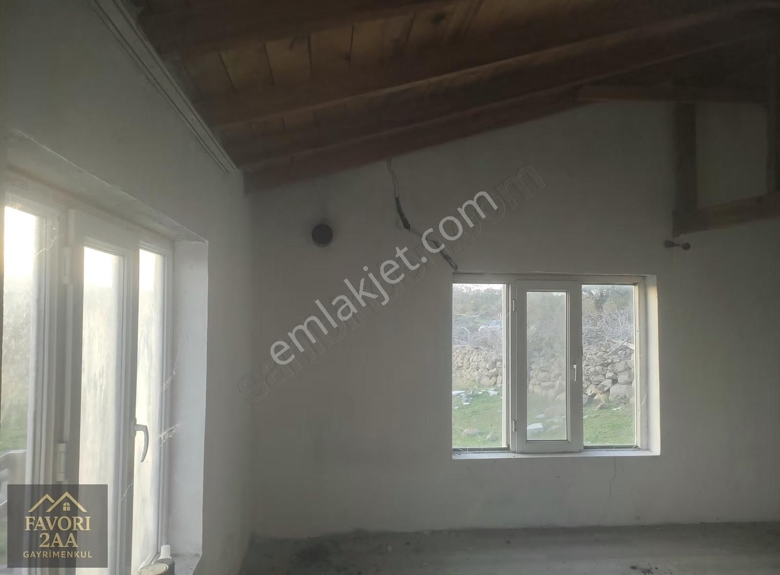 Bergama İsmailli Mah Satılık Ev Ve Tarla - Görsel 6