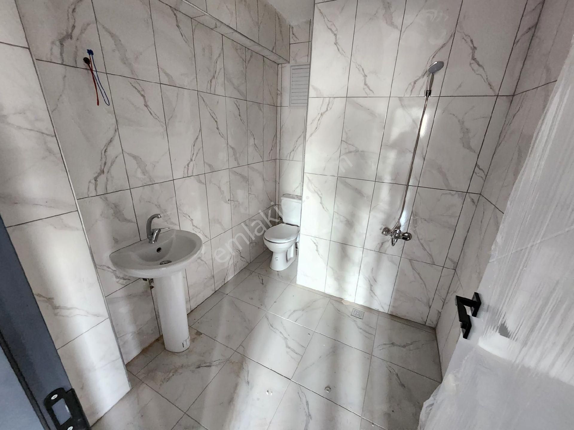 Karapürcekte 5. Kat Konumunda 1. Kat 3+1 Satılık Sıfır Dairee - Görsel 20