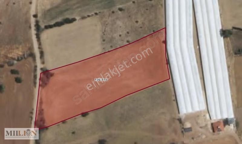 Korkuteli Kozağacında (rakım:1500) Sera Yeri