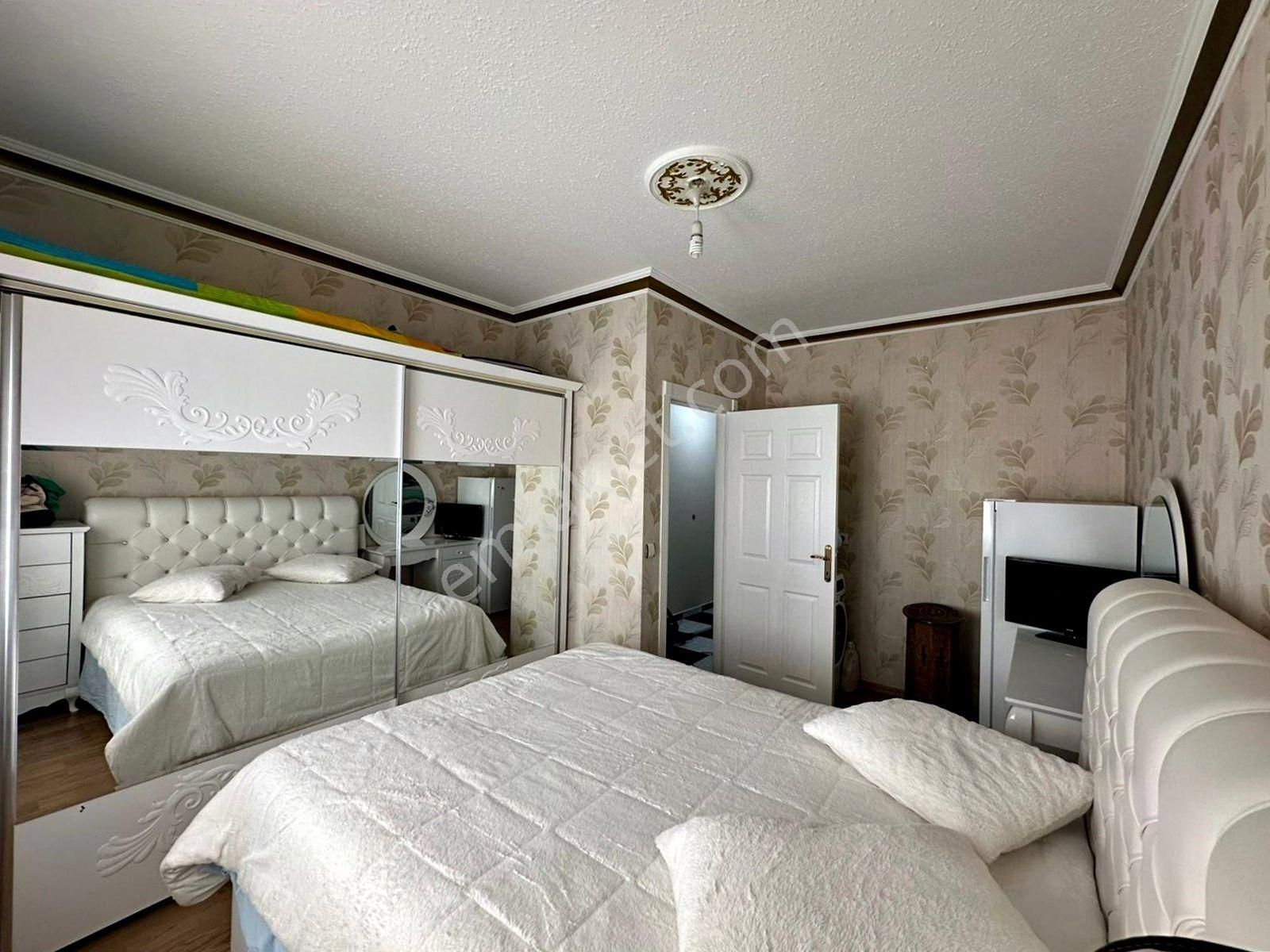 Altındağ -gültepe Mahallesinde Ara Katta Full Yapılı 2+1 Satılık Daire !!! - Görsel 7