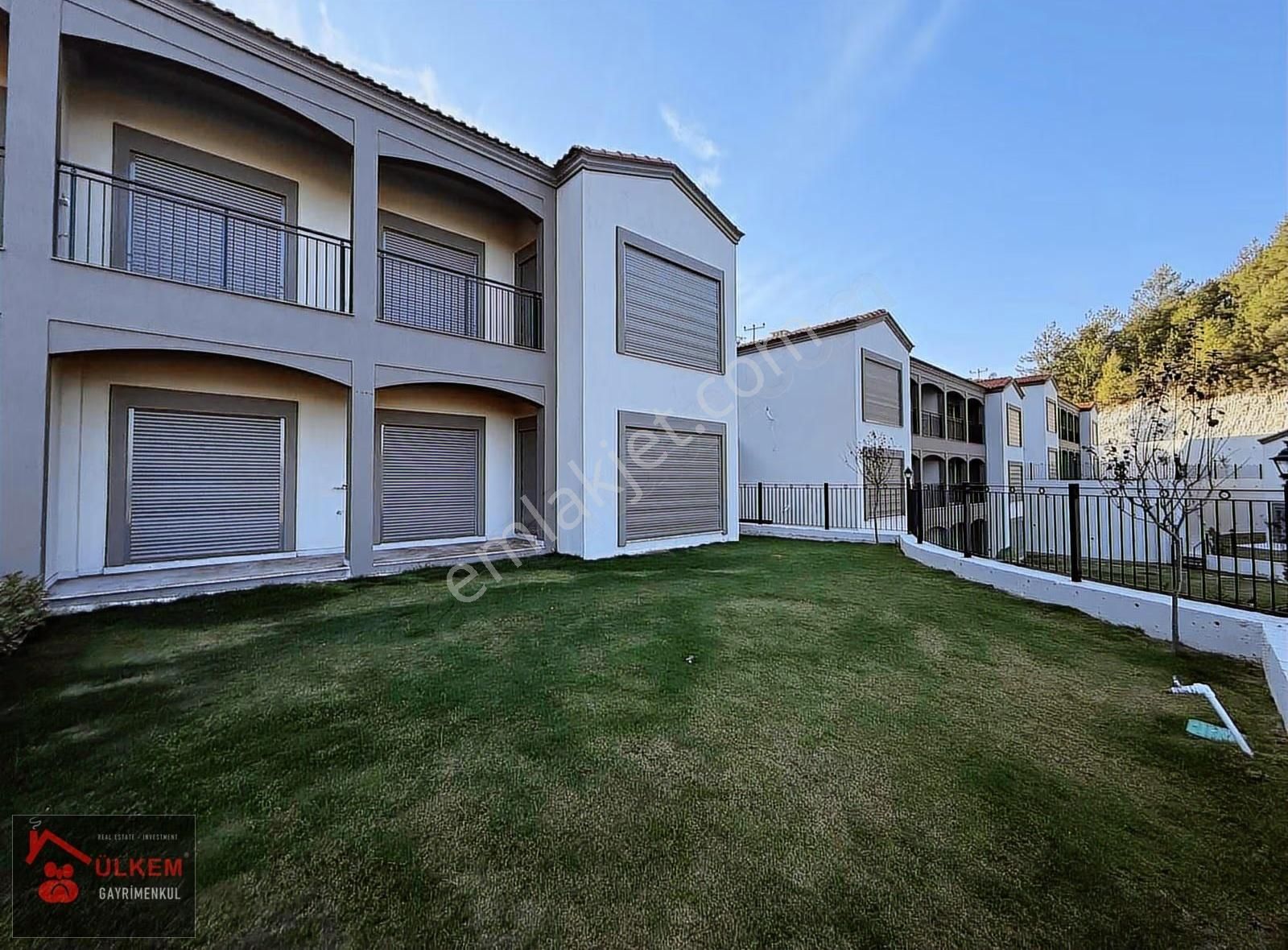 Tek Katlı Doğa Manzaralı 2+1 -3+1 Seçenekli Havuzlu Sit Daireler - Görsel 18