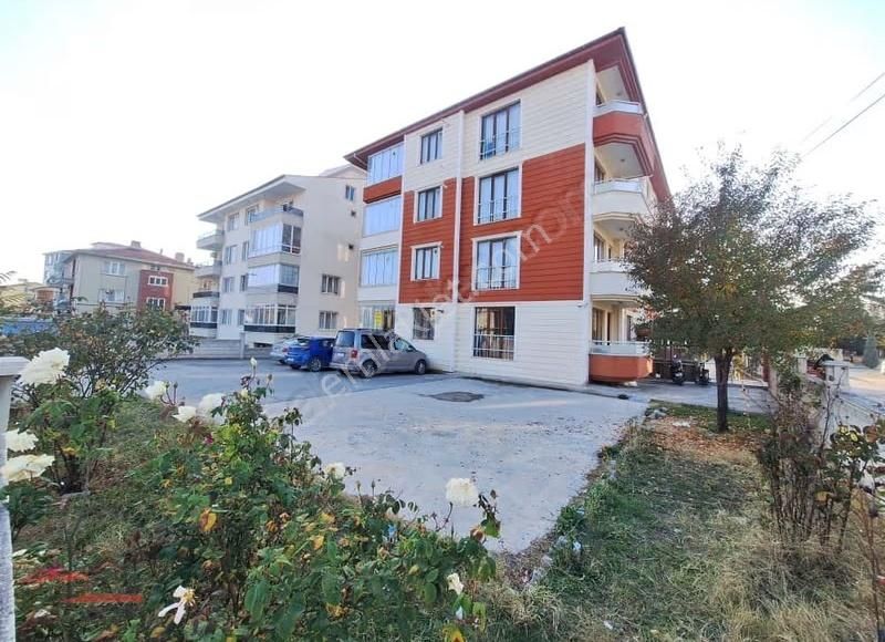 Yaman'dan Bolvadin Şehitler Cad. Üzerinde Satılık 3+1 Daire - Görsel 22