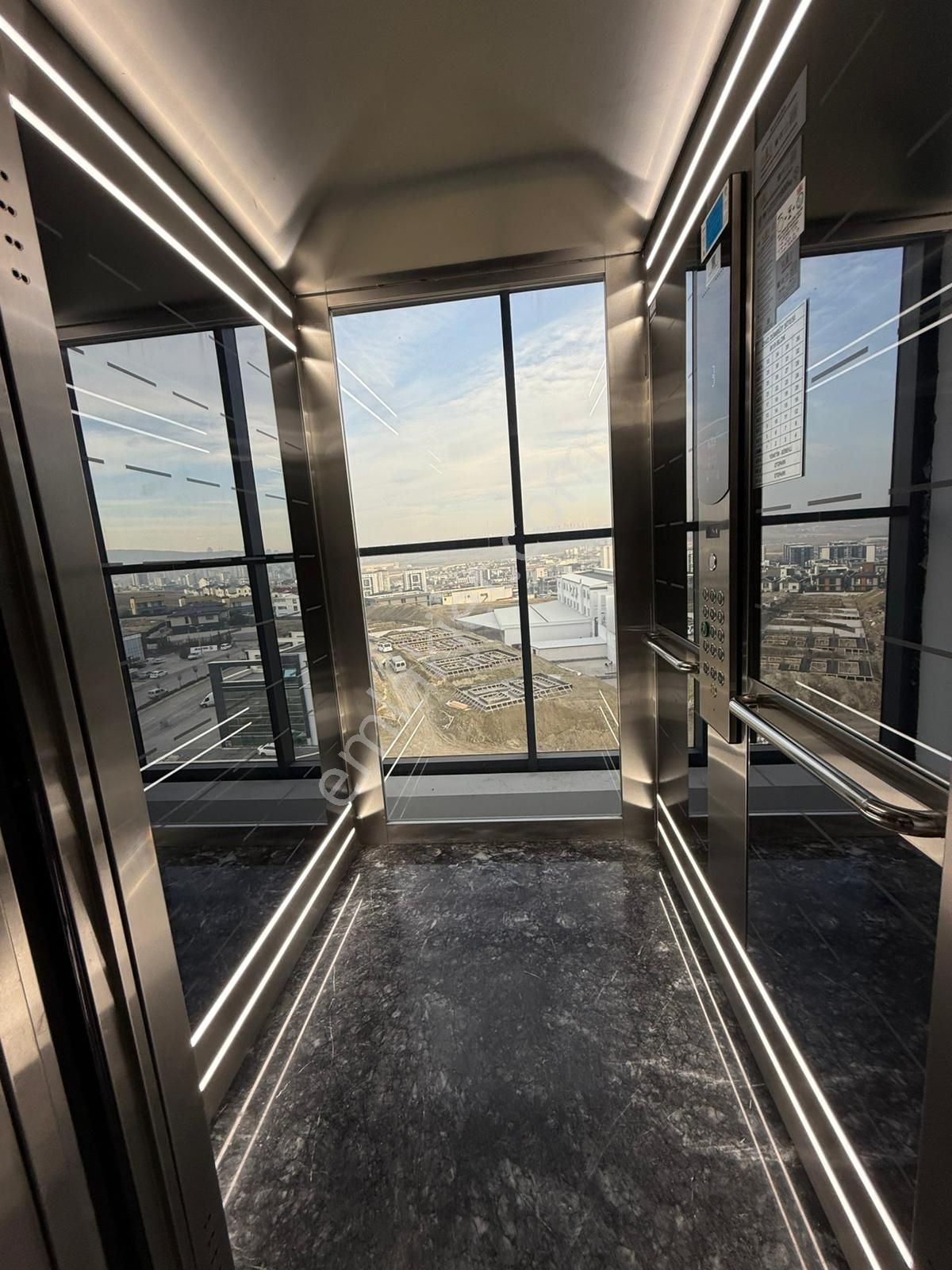 Alfa'dan Yeni Bağlıcada Şehir Manzaralı, Teras Balkonlu, Geniş 4+1 Daire!! - Görsel 33