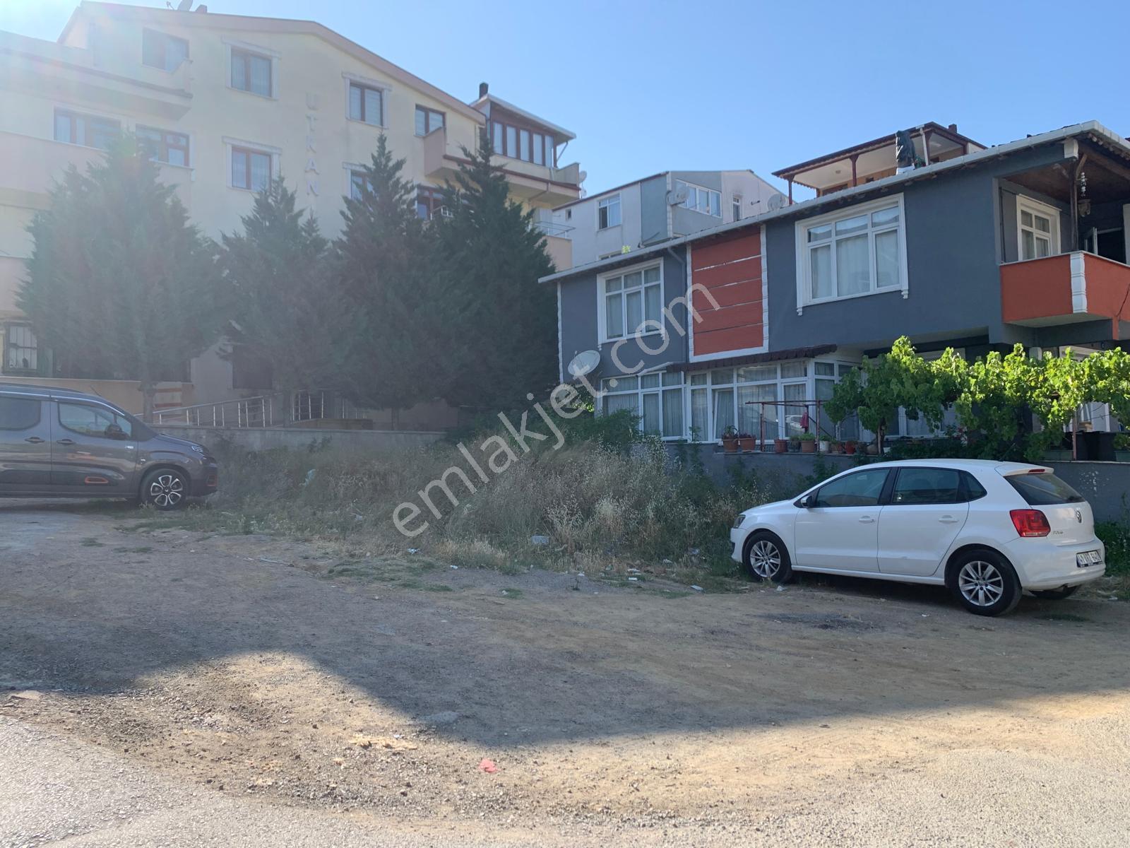 Nenehatun Mah Deniz Yıldızları Lise Yanı Satılık 227m2 Köşe Arsa