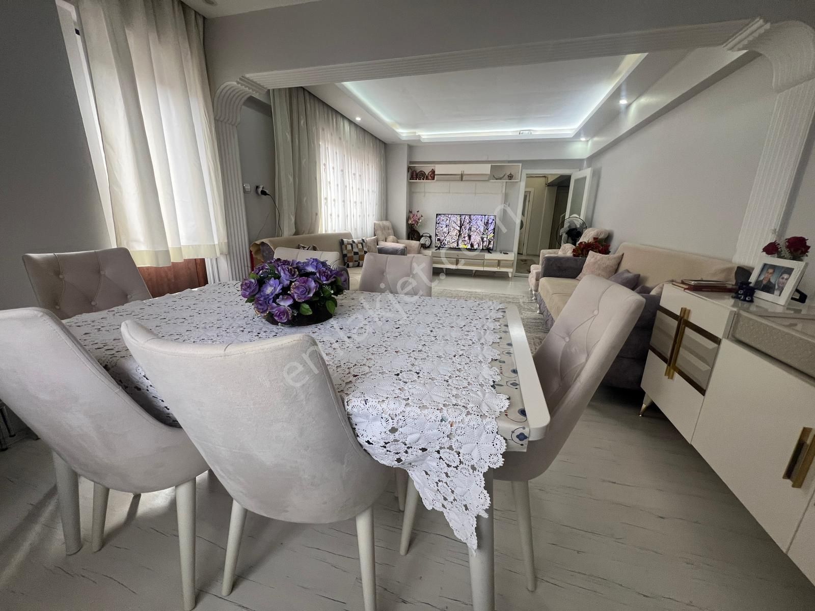 Hayal'den Tandoğan Mh'de Ön Cp. Bağımsız Geniş 4+1 Full Yapılı Teras Balkonlu Fırsat Daire ! - Görsel 11