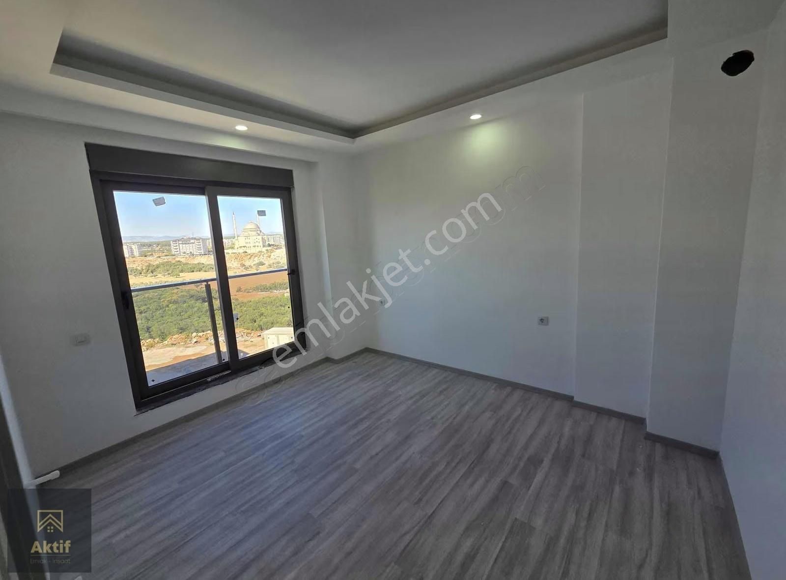 Şehir Hastanesine Yakın Ebeveyn Banyolu Lüx 100m2 2+1 - Görsel 15