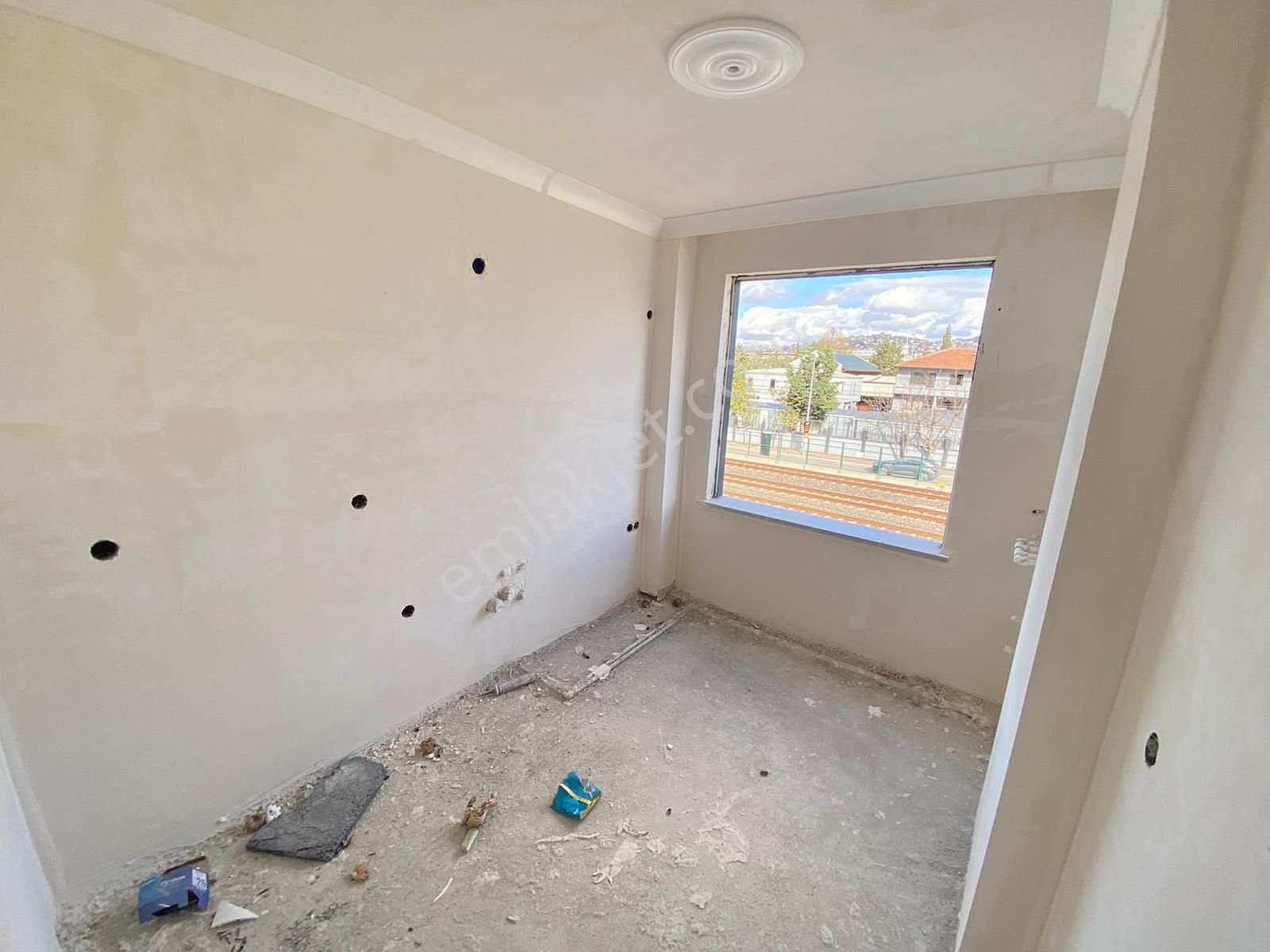 Sırasöğütler Mah. Satılık 2+1 Ara Kat Asansörlü Marmara'ya Yakın - Görsel 9