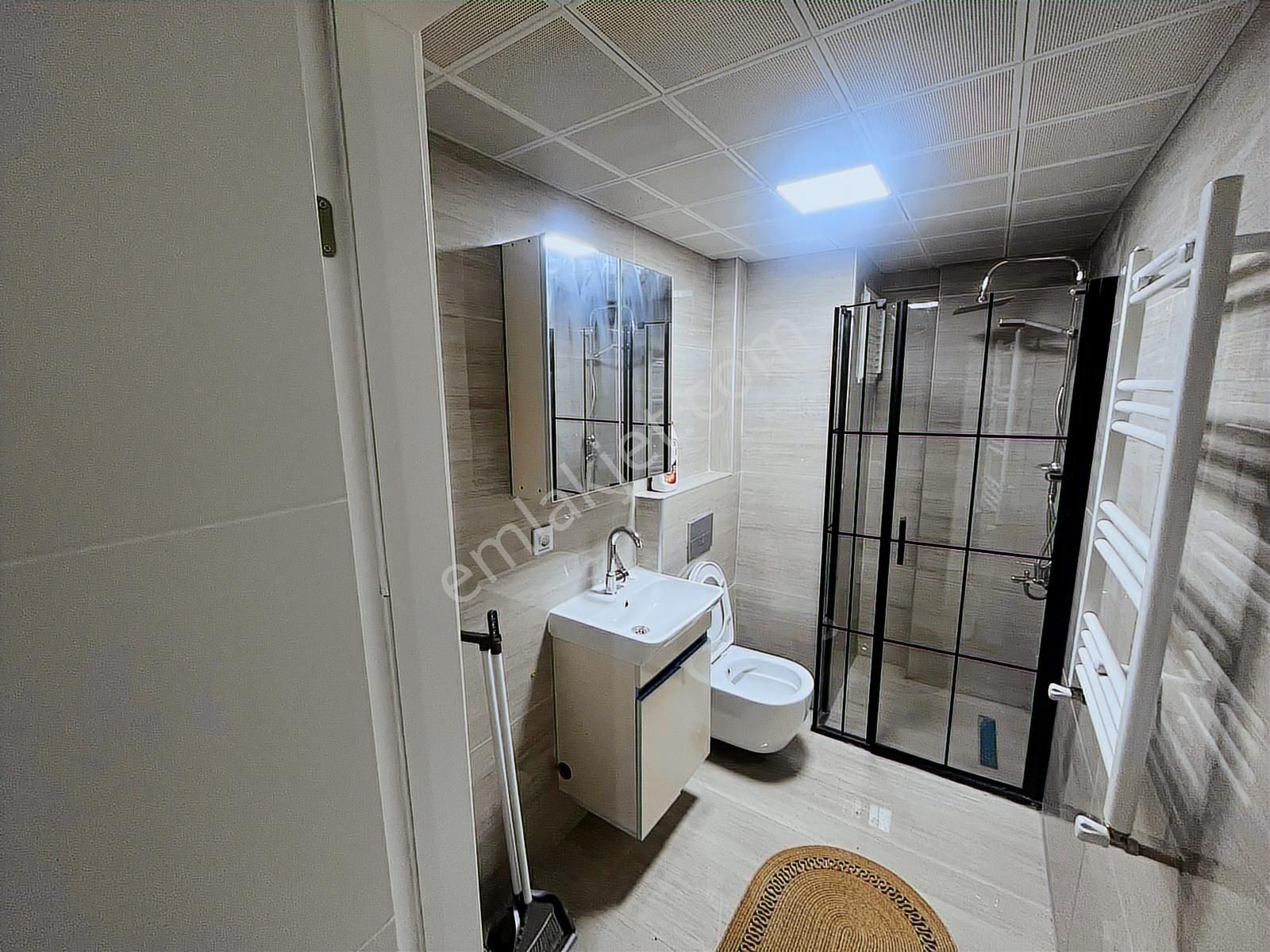 İncek Emlak'tan Sıfır Eşyalı Manzaralı Geniş 1+1 Kiralık - Görsel 16