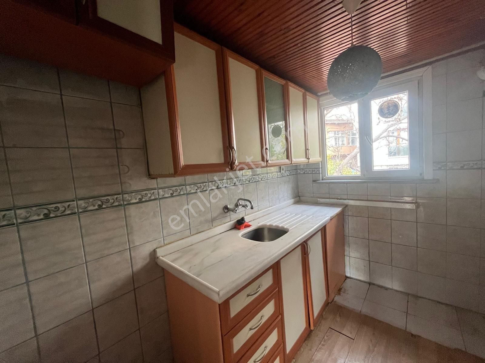 İstanbul Kağıthanede Kiralık 2+1 Daire - Görsel 14