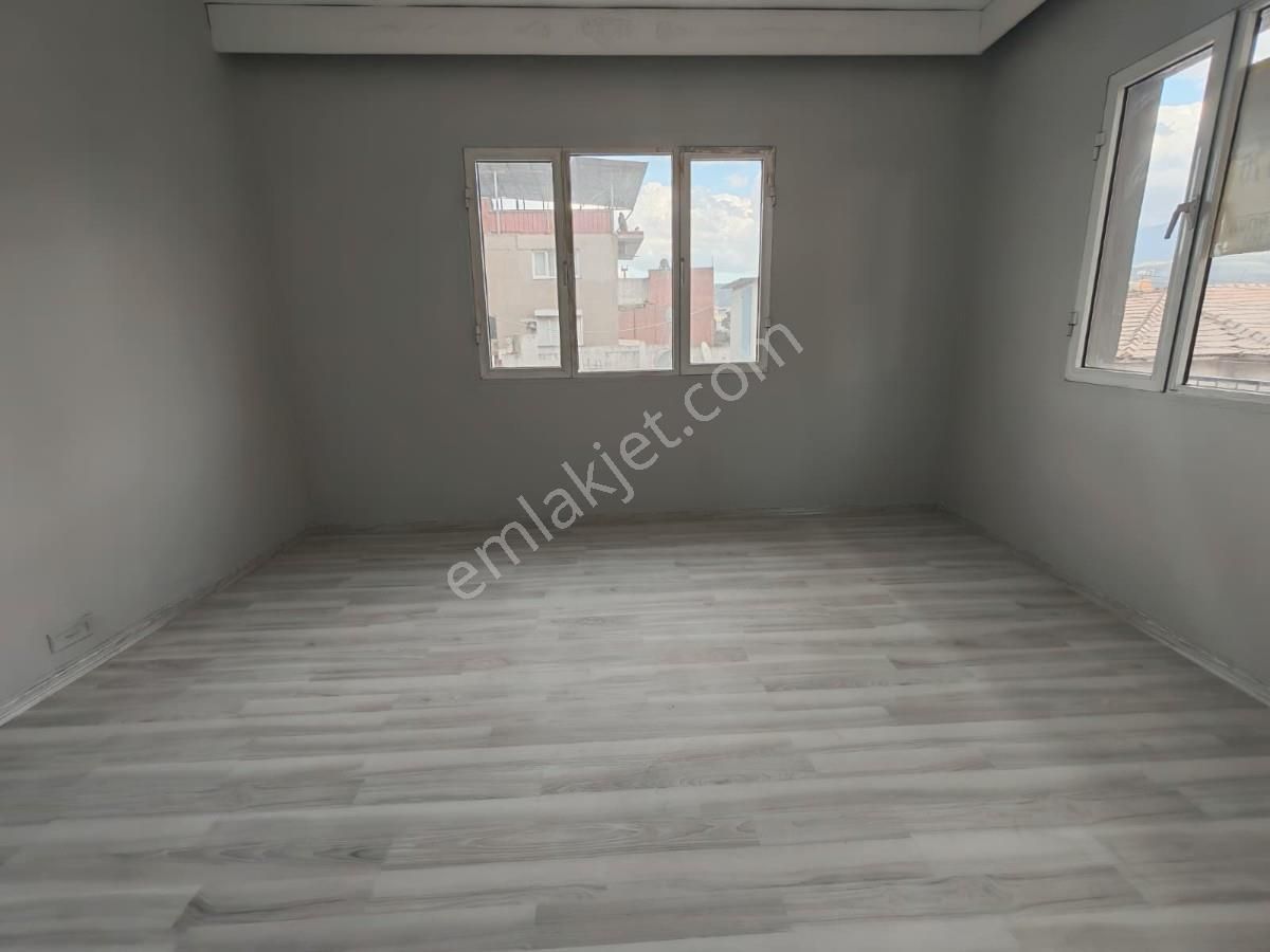 Turyap Bornova Doğanlarda Afad Yakını Doğalgazlı 3+1kiralık Daire - Görsel 3