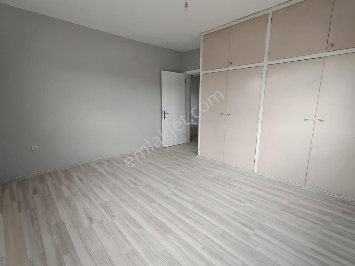 Turyap Bornova Doğanlarda Afad Yakını Doğalgazlı 3+1kiralık Daire - Görsel 18