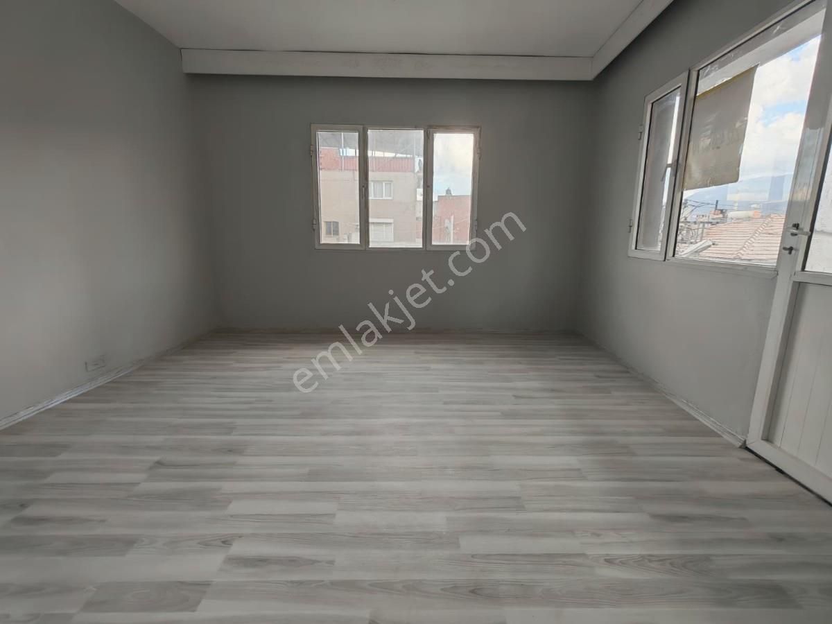 Turyap Bornova Doğanlarda Afad Yakını Doğalgazlı 3+1kiralık Daire - Görsel 15