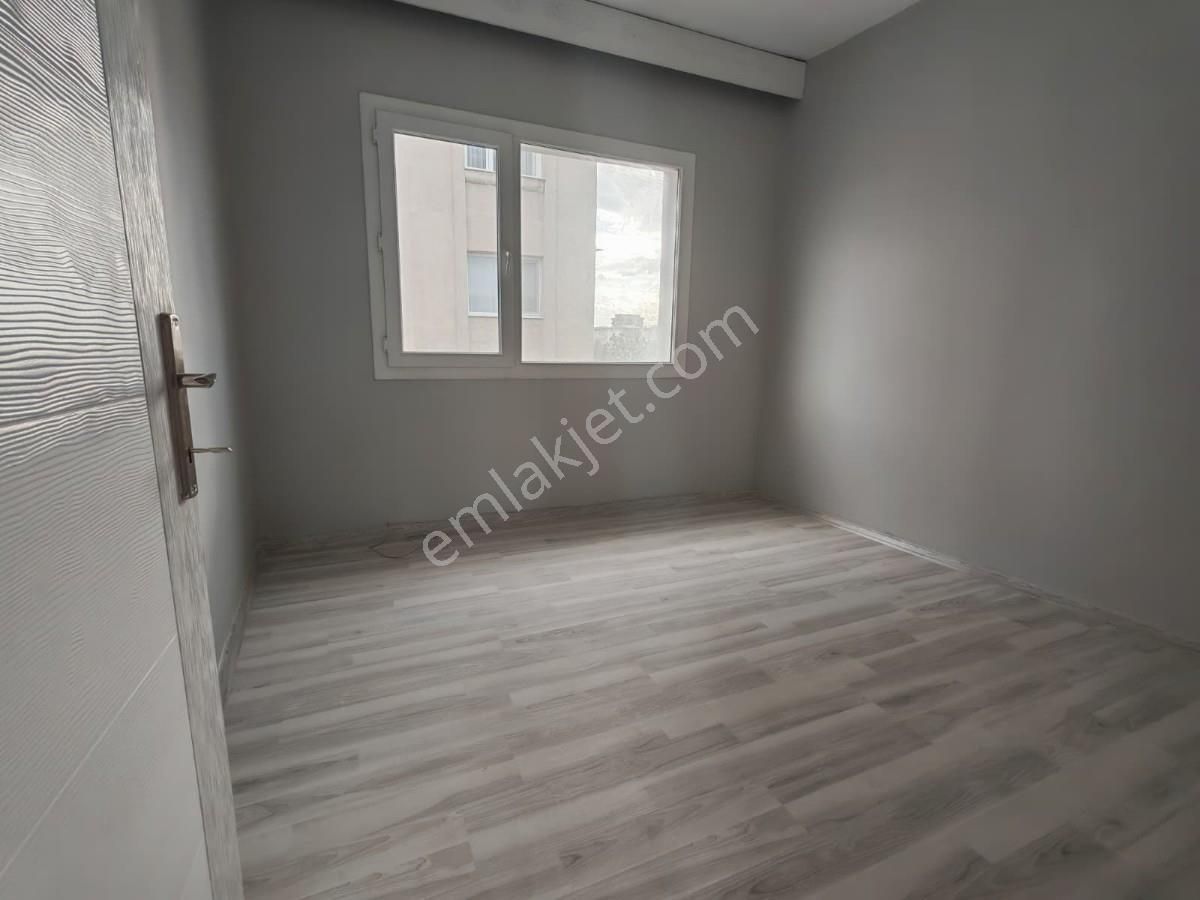 Turyap Bornova Doğanlarda Afad Yakını Doğalgazlı 3+1kiralık Daire - Görsel 23