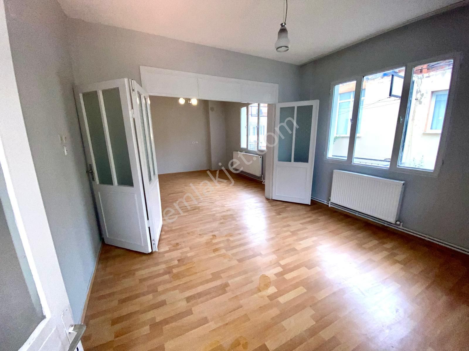 Arga'dan Buca Çevik Bir Meydan Yakını Ara Kat 3+1 Kiralık Daire. - Görsel 11