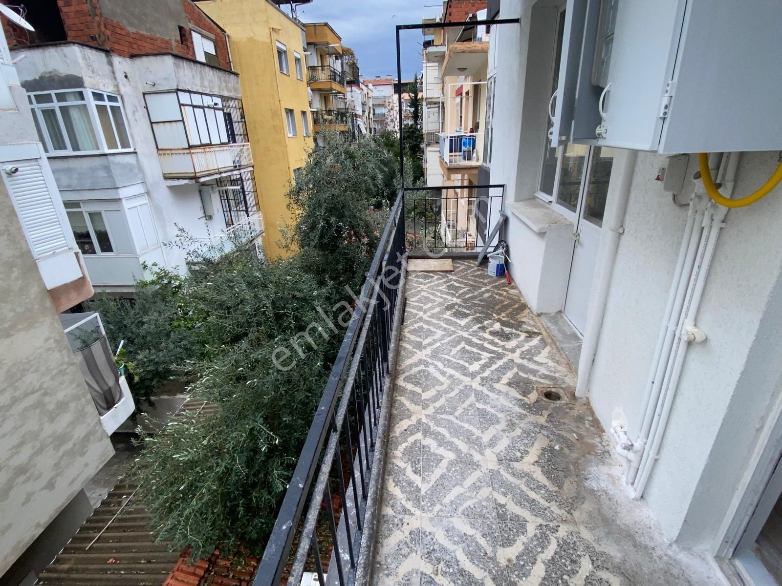 Arga'dan Buca Çevik Bir Meydan Yakını Ara Kat 3+1 Kiralık Daire. - Görsel 19