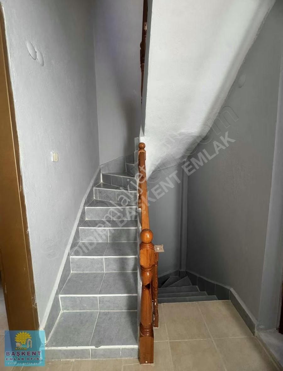 Çamlık Mahallesi Müstakil 3+1 Ev - Görsel 14